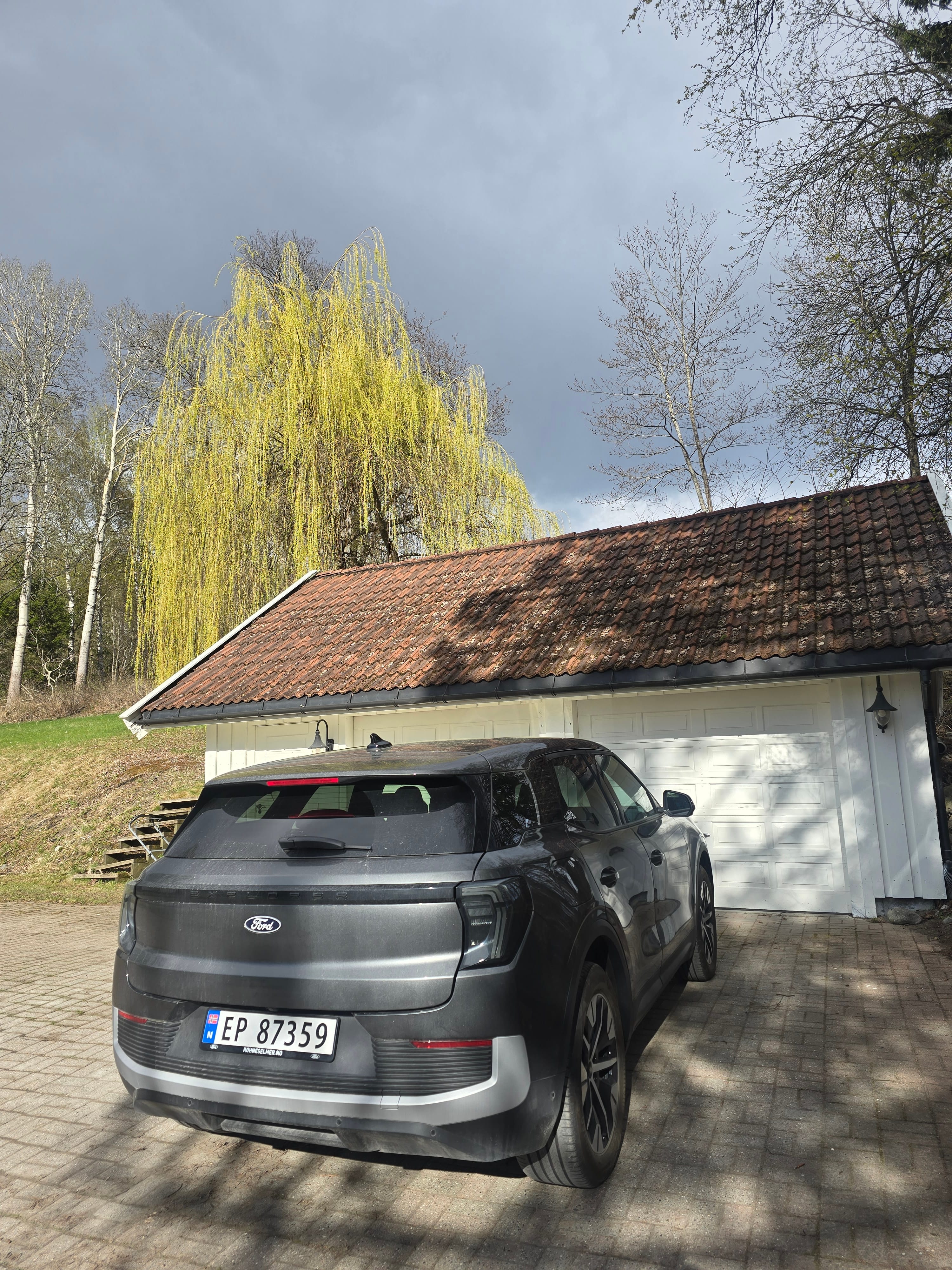 Ford Explorer med Ryggekamera