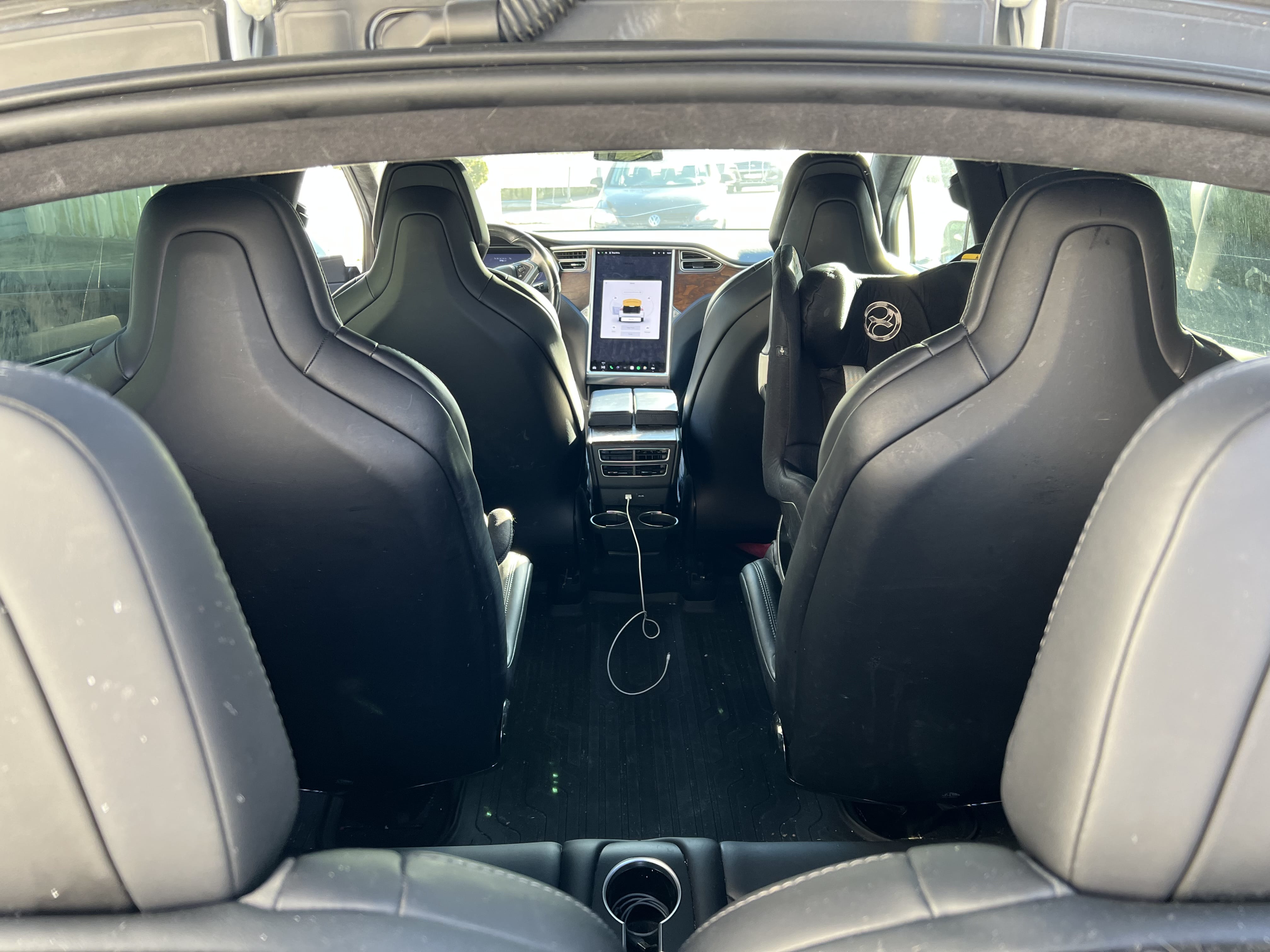 Tesla Model X - Free SuperCharging! med Babysete