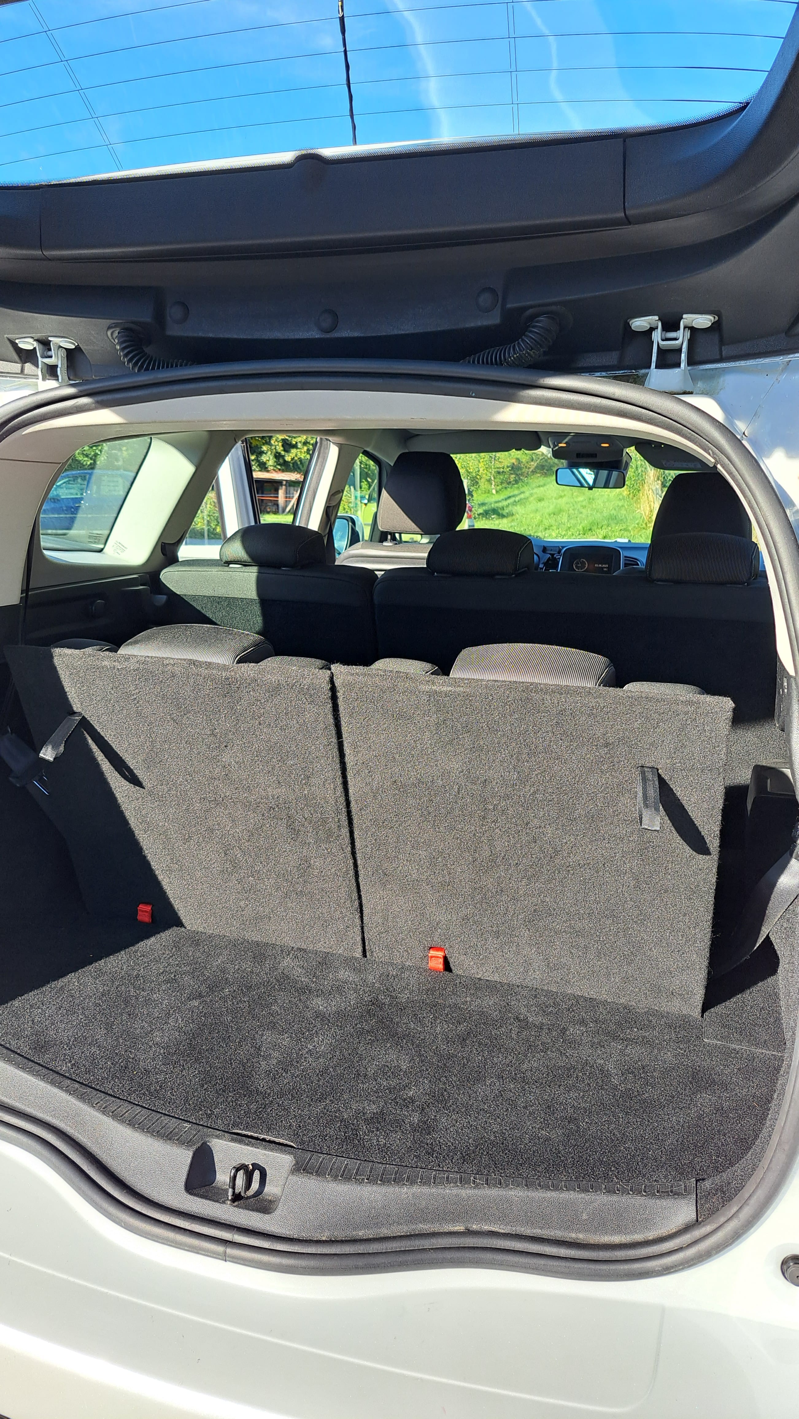Renault Grand Scenic avec Pneus neige