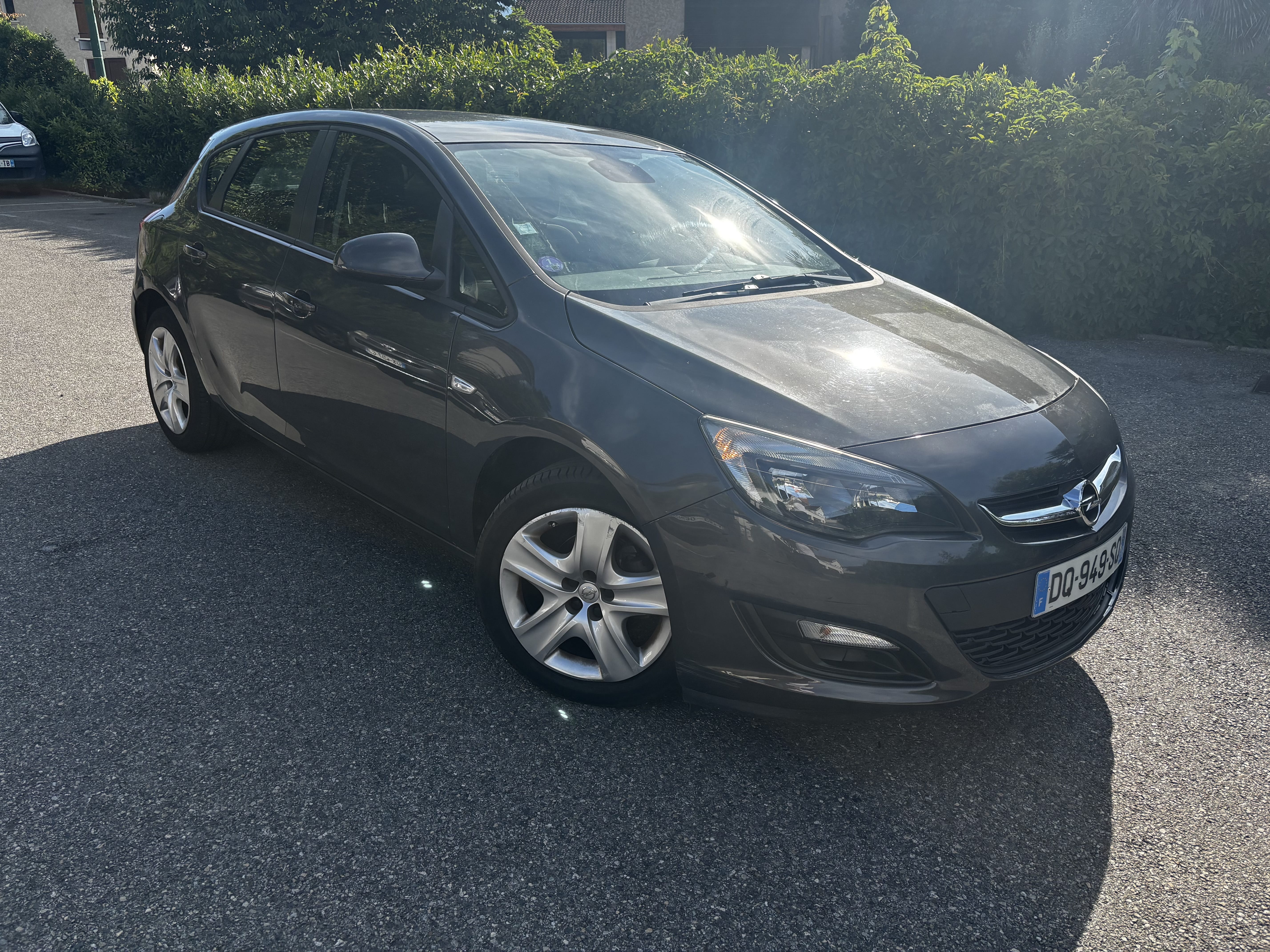 Opel Astra 1.4 turbo, 2015, Essence 95