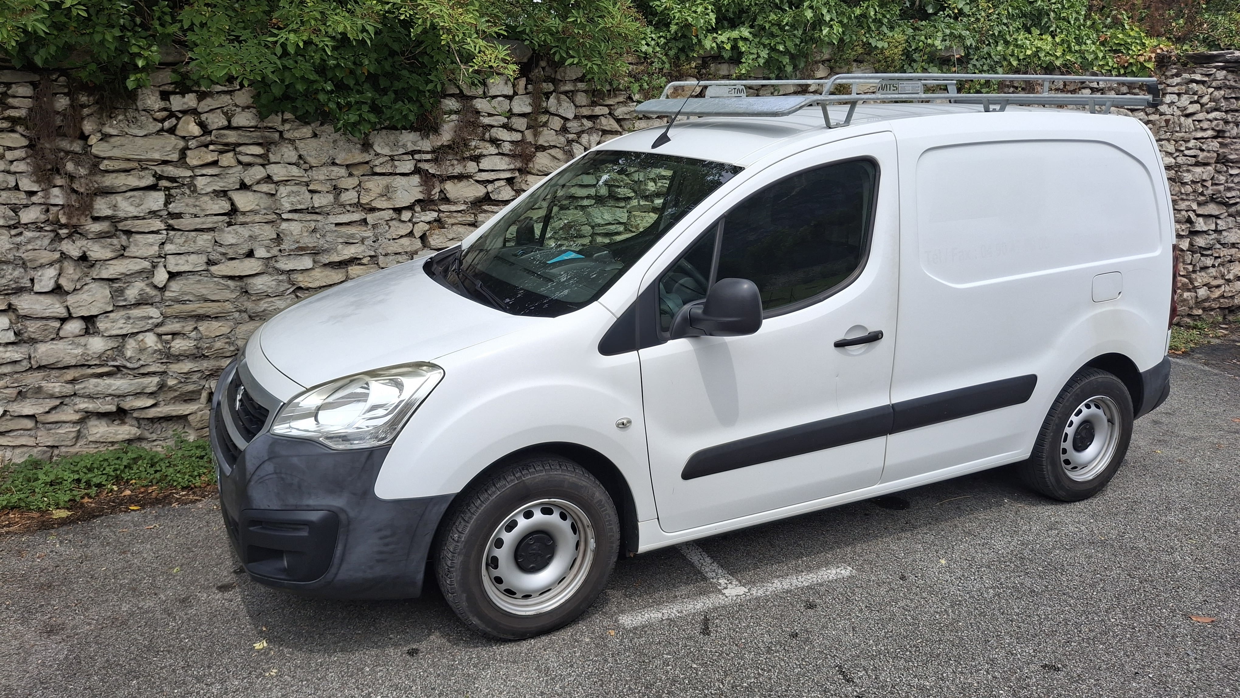 Peugeot Partner 3 places - 1.6HDI 100cv avec Climatisation