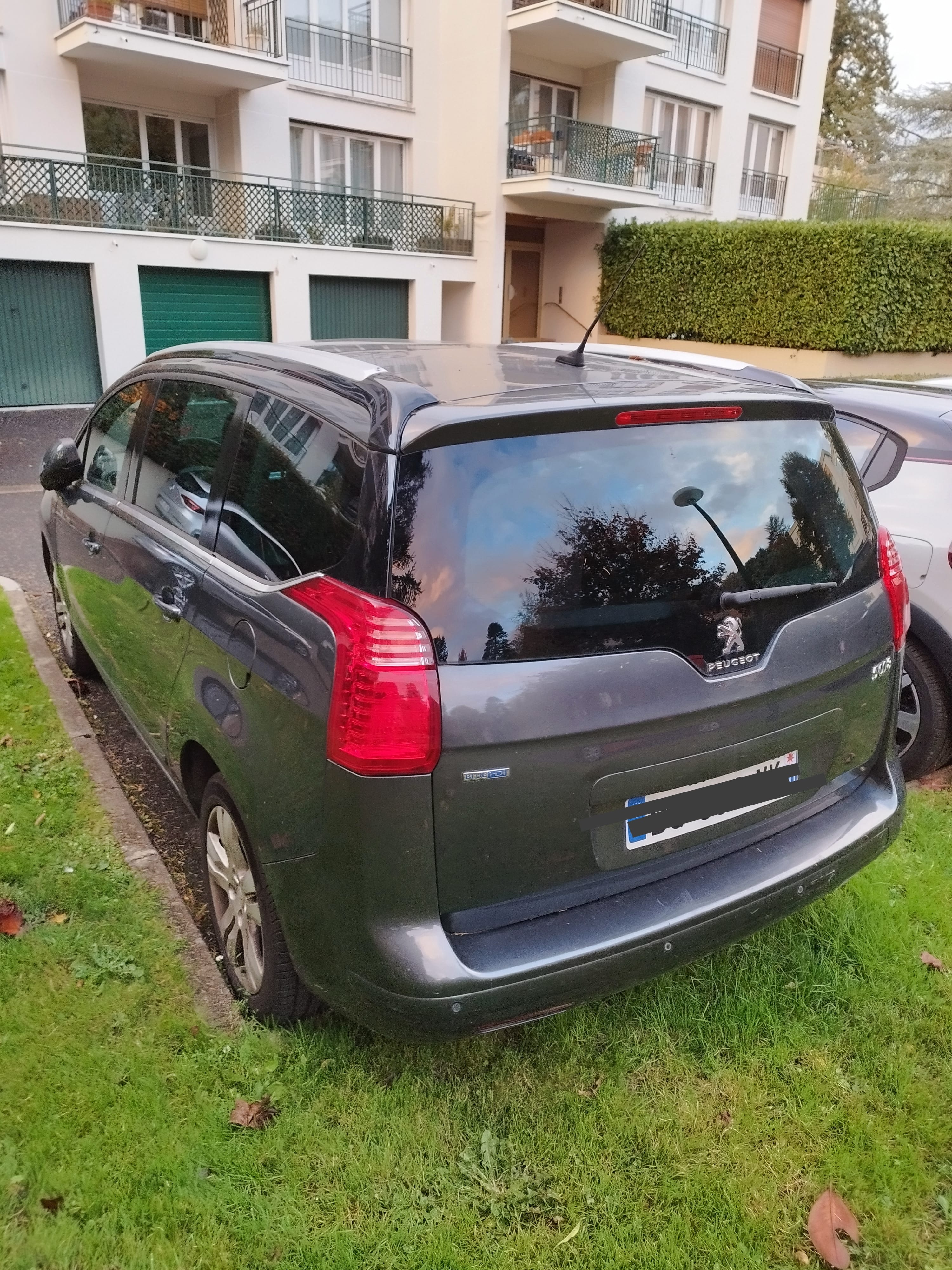 Peugeot 5008 avec Régulateur de vitesse