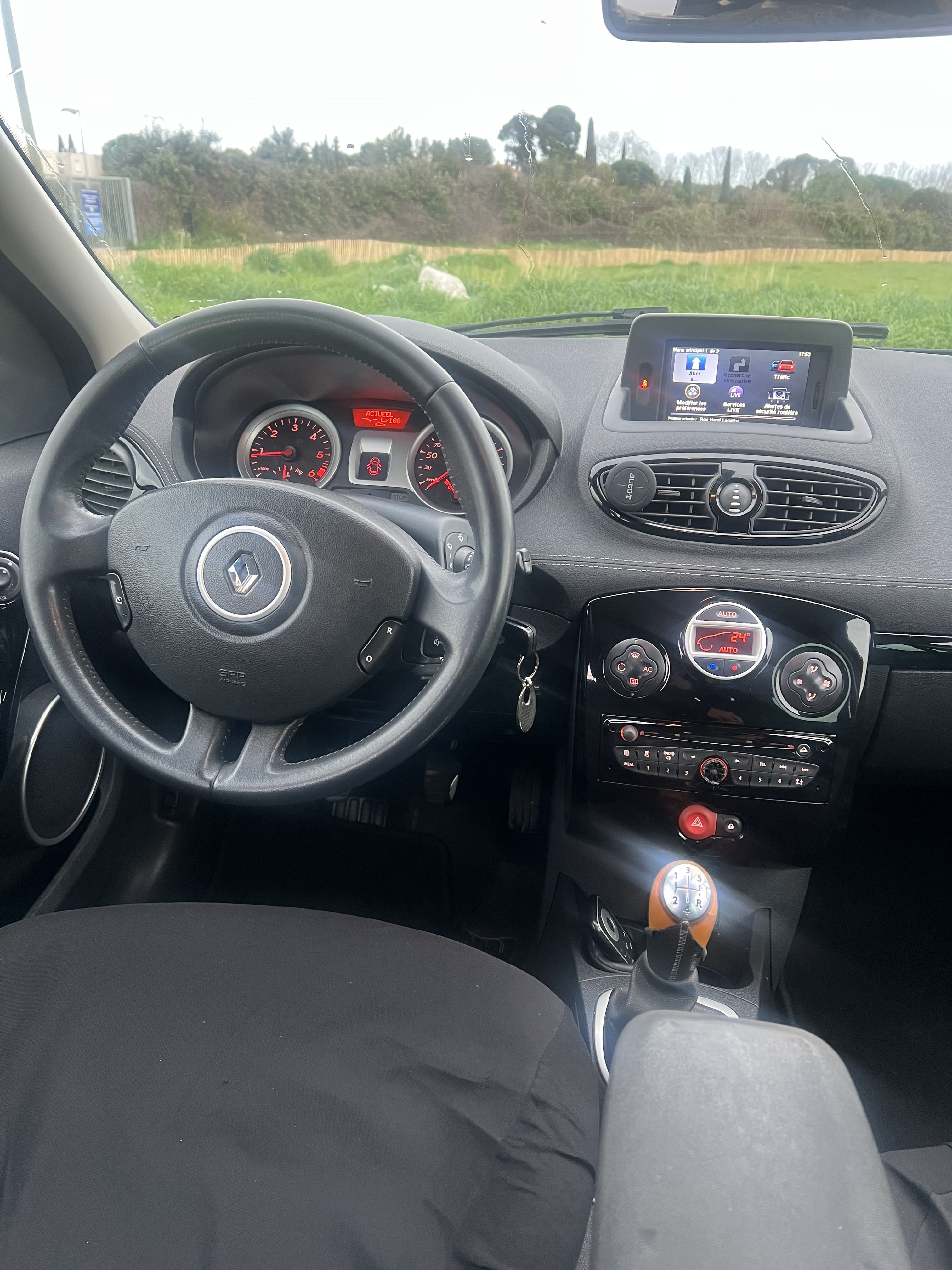 Renault Clio avec Régulateur de vitesse