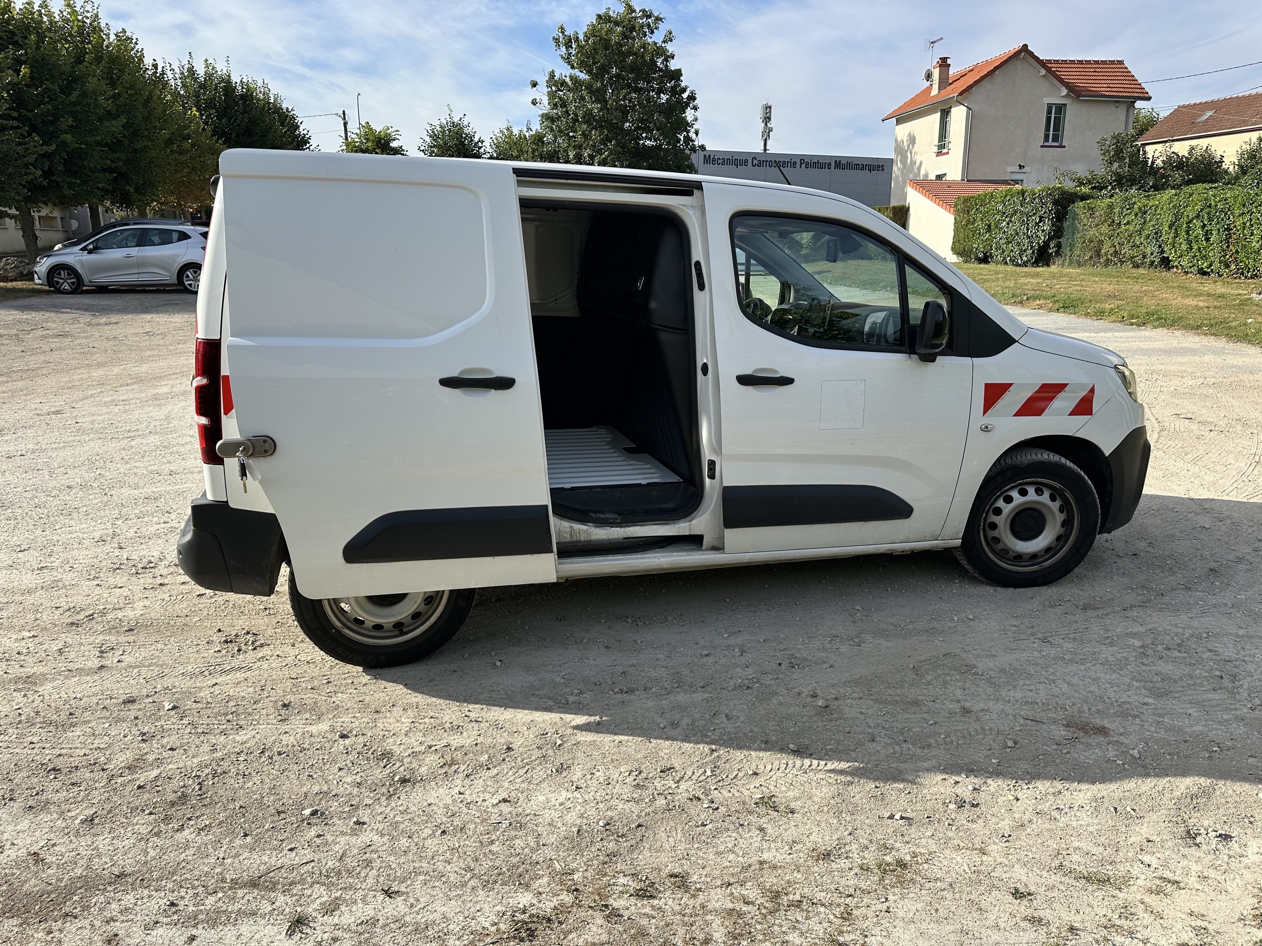 Citroen Berlingo GD608 avec GPS
