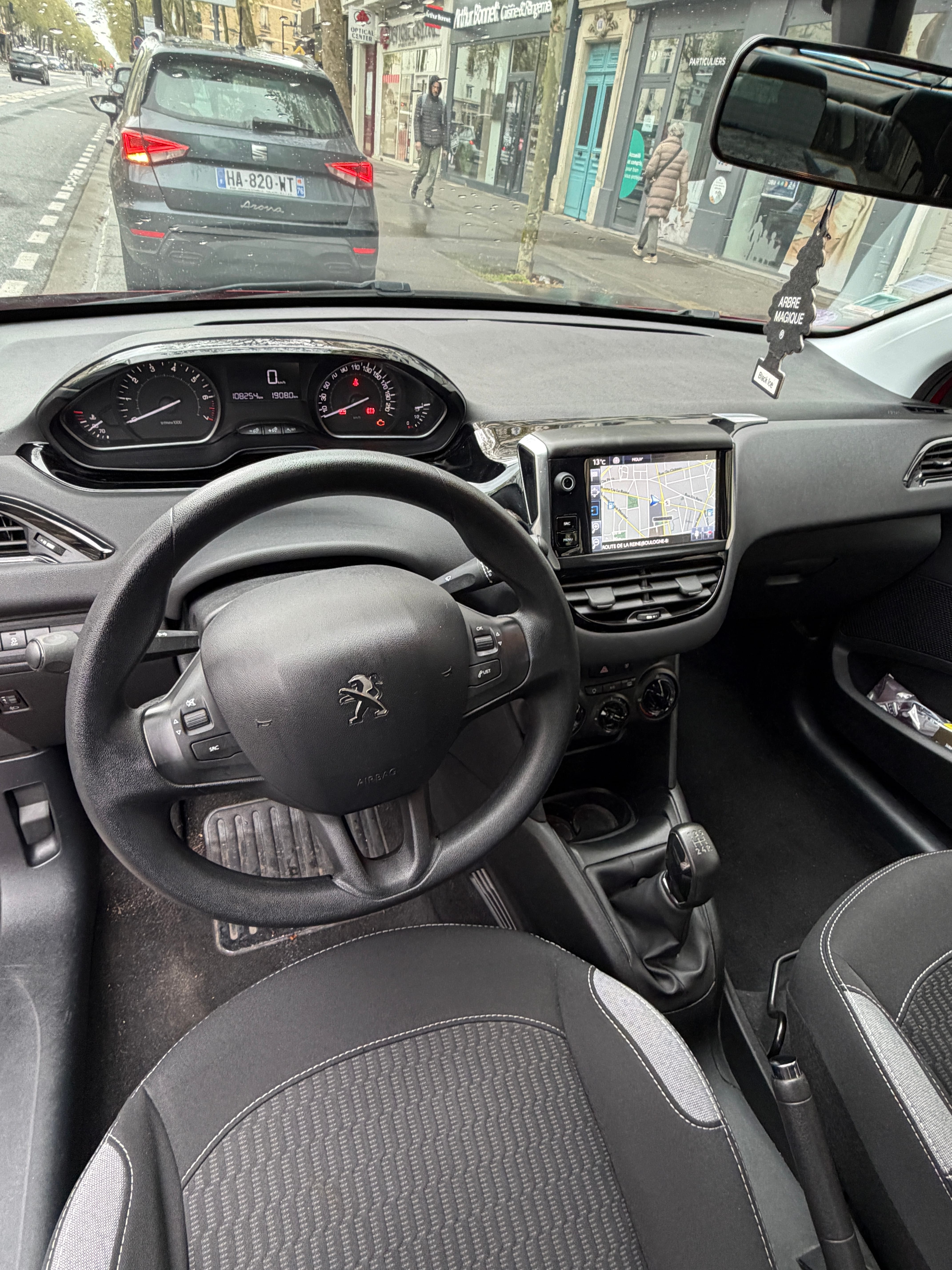 Peugeot 208 avec Régulateur de vitesse