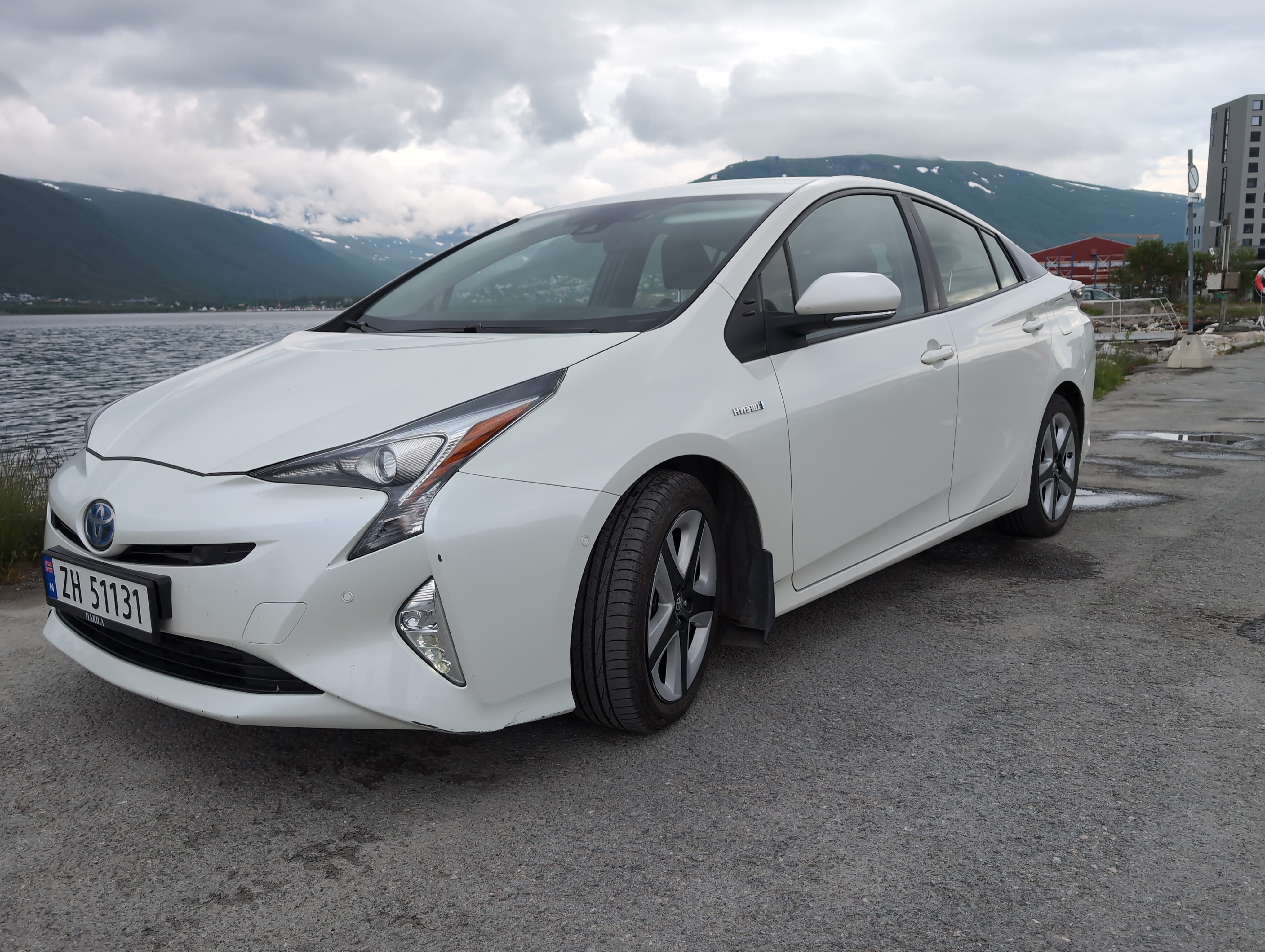 Toyota Prius Hybrid, 2017, Blyfri 95 / Elektrisch (hybride), automatisch