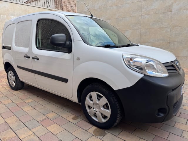 Nissan NV250 Furgoneta, 2020, Diesel