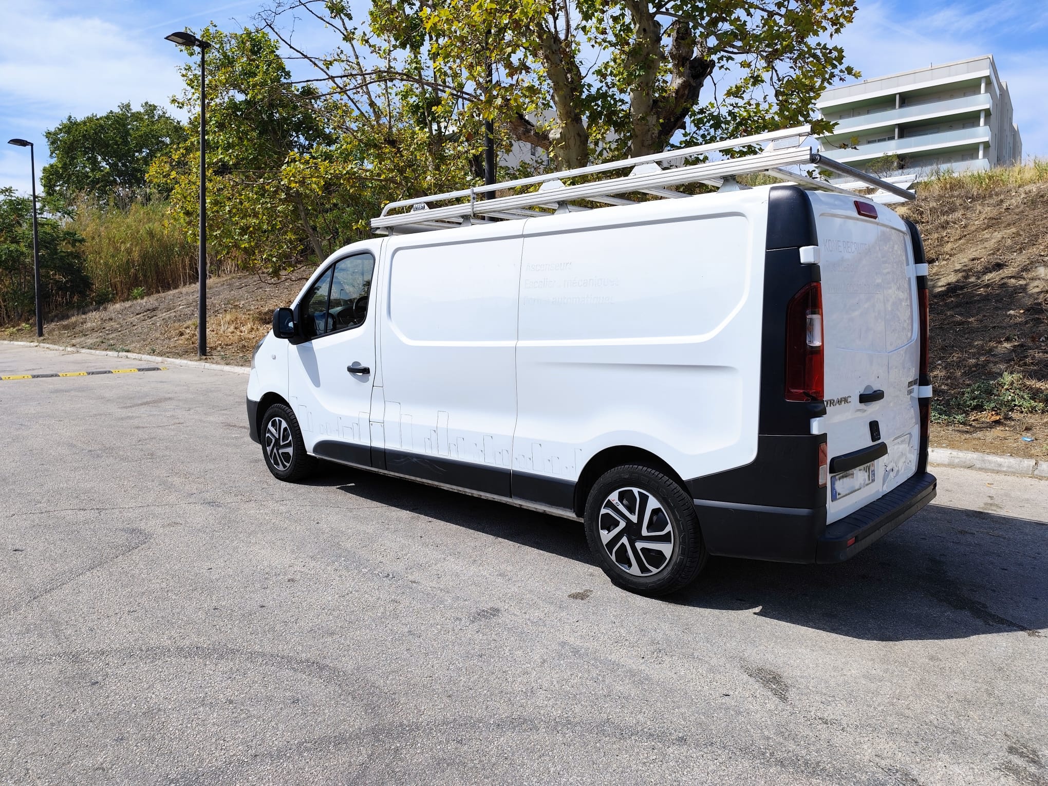 Renault Trafic Renault Trafic L2H1 Climatisé 3 Places 7m3 met Cruise control