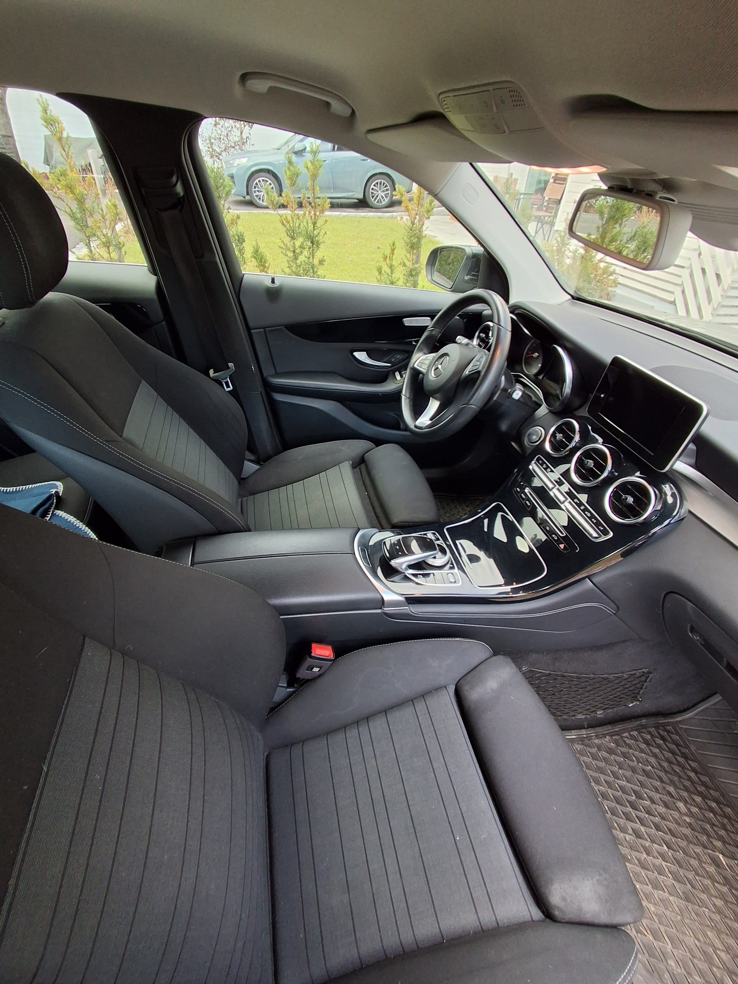 Mercedes-Benz GLC 350E 4Matic mit Rückfahrkamera
