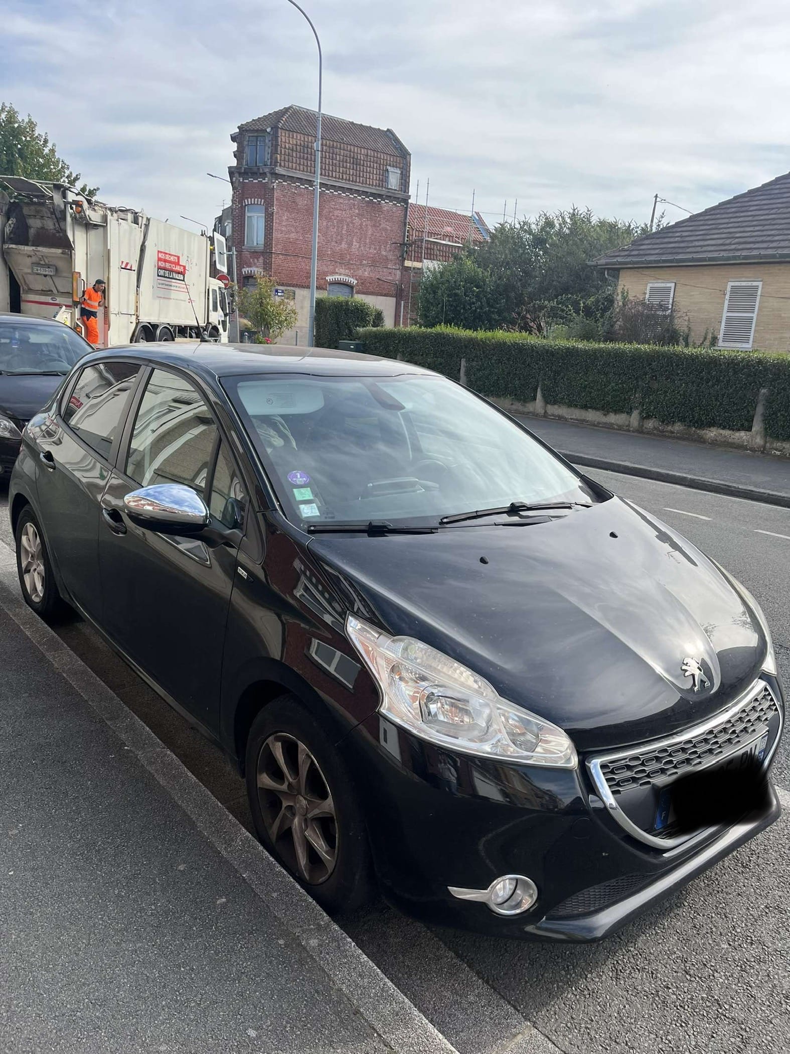 Peugeot 208, 2014, Essence 98