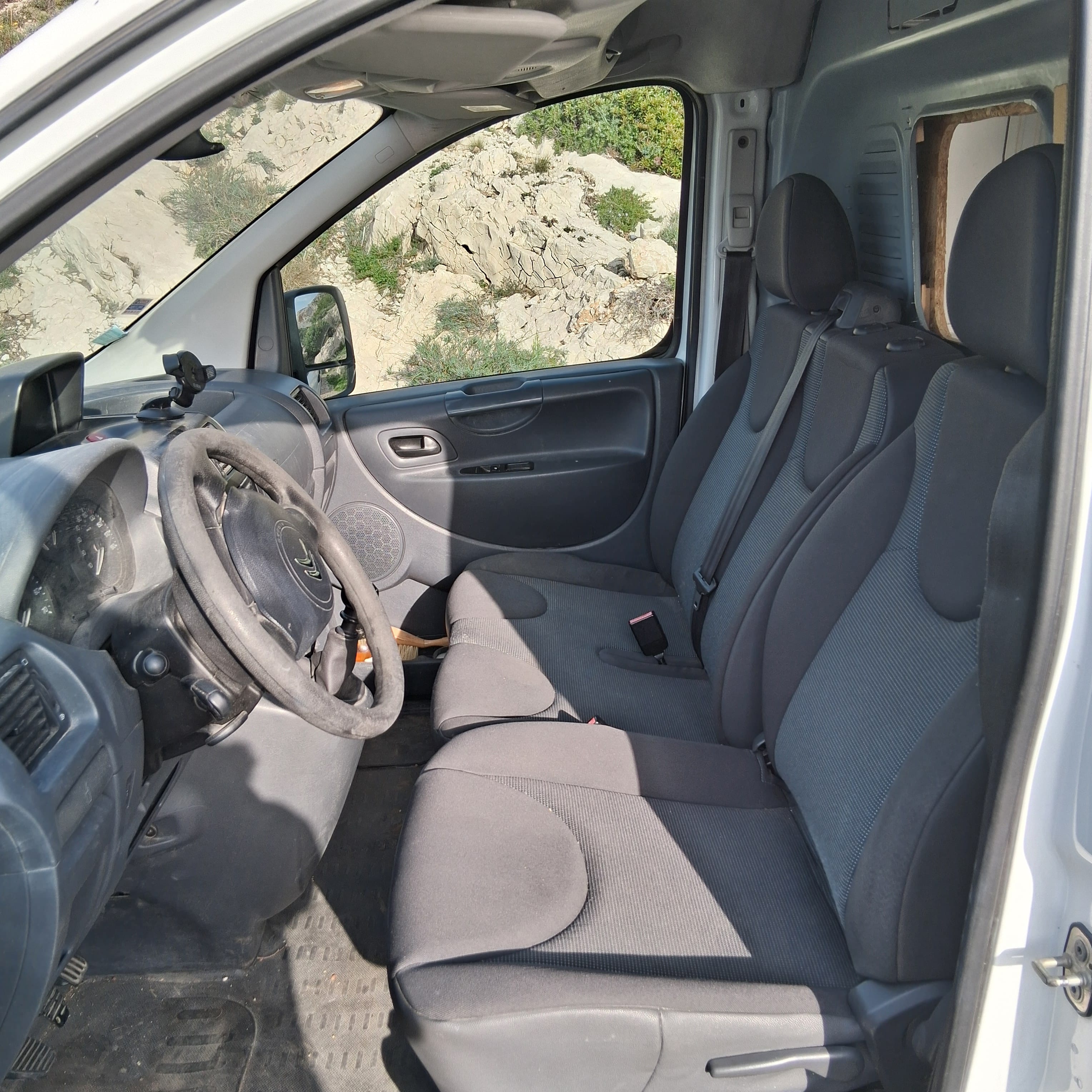 Citroen Jumpy with Bluetooth audio