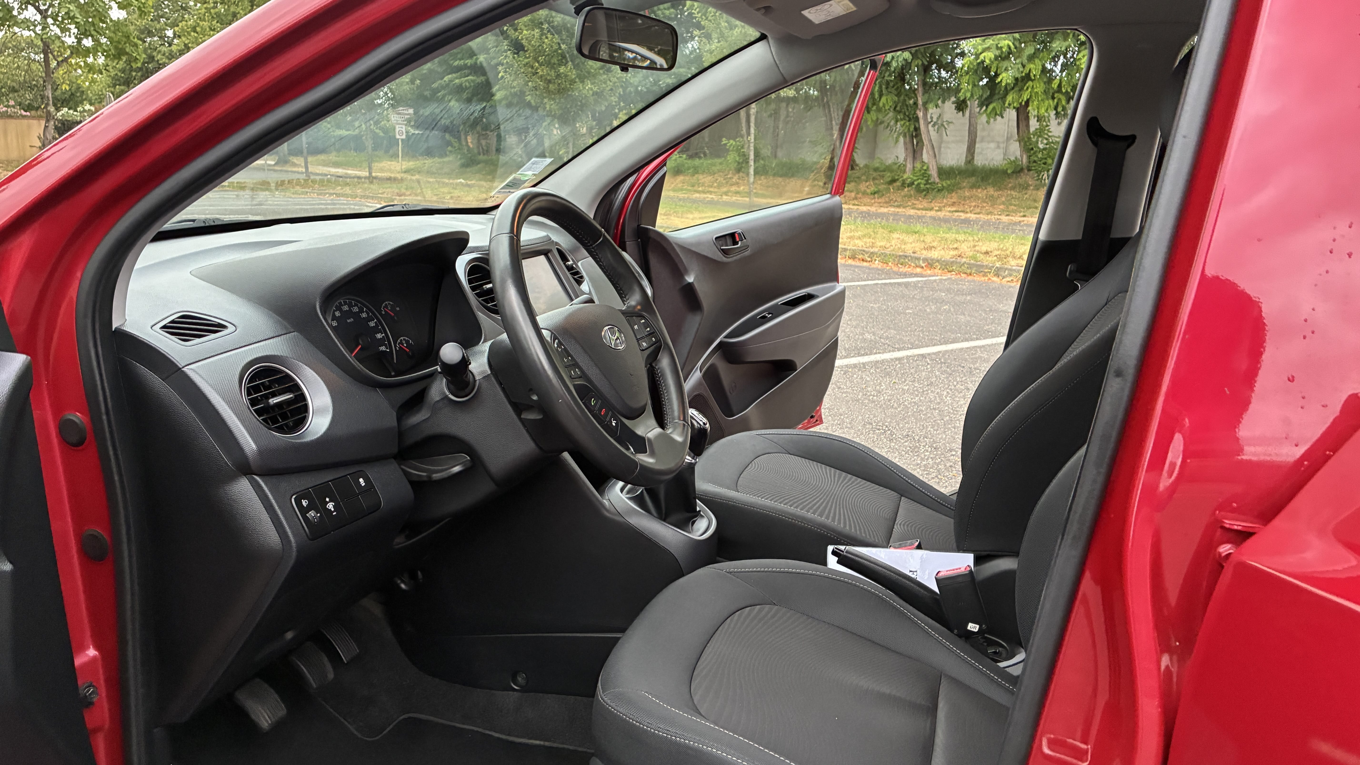 Hyundai i10 avec Siège bébé