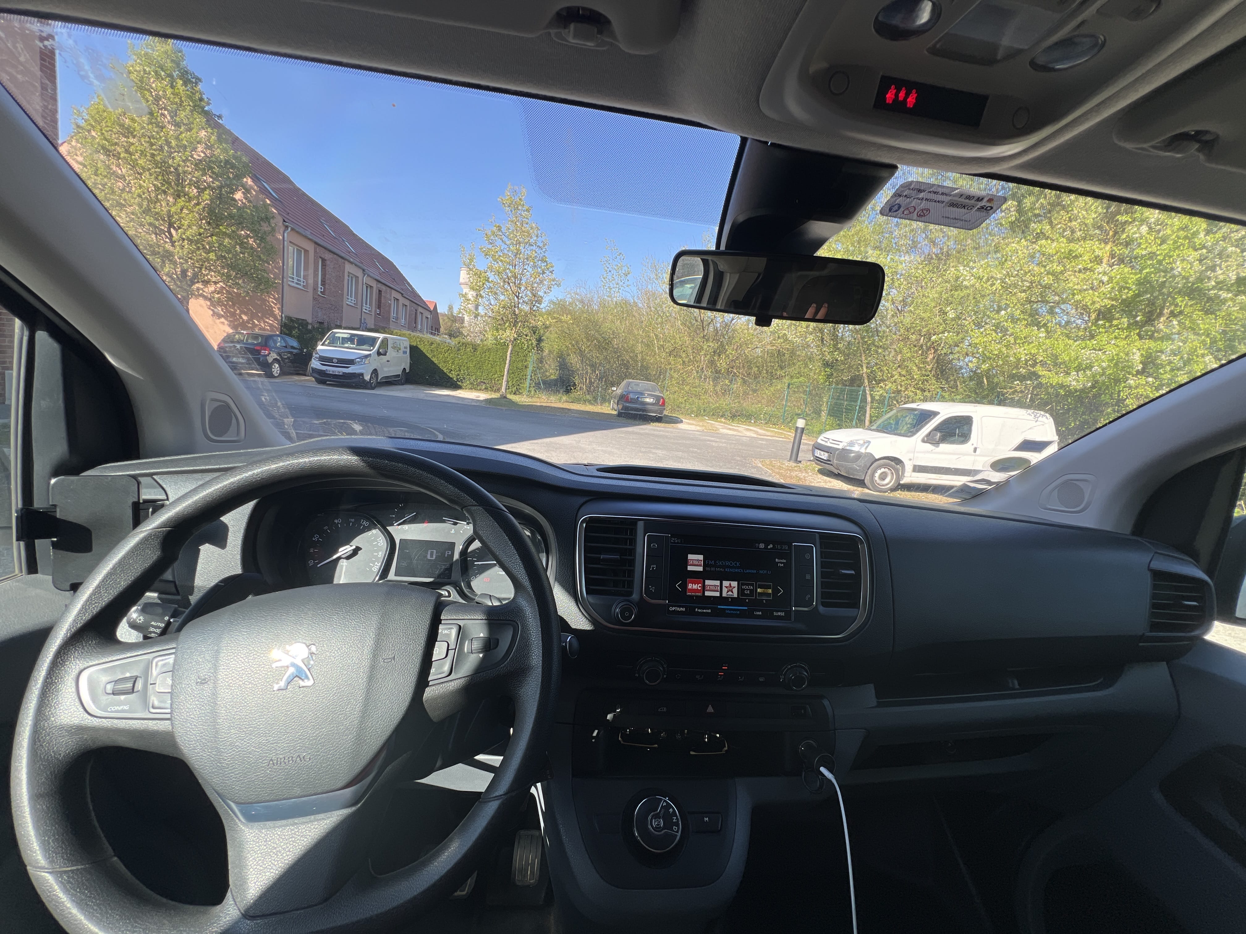 Peugeot Expert Tepee avec GPS