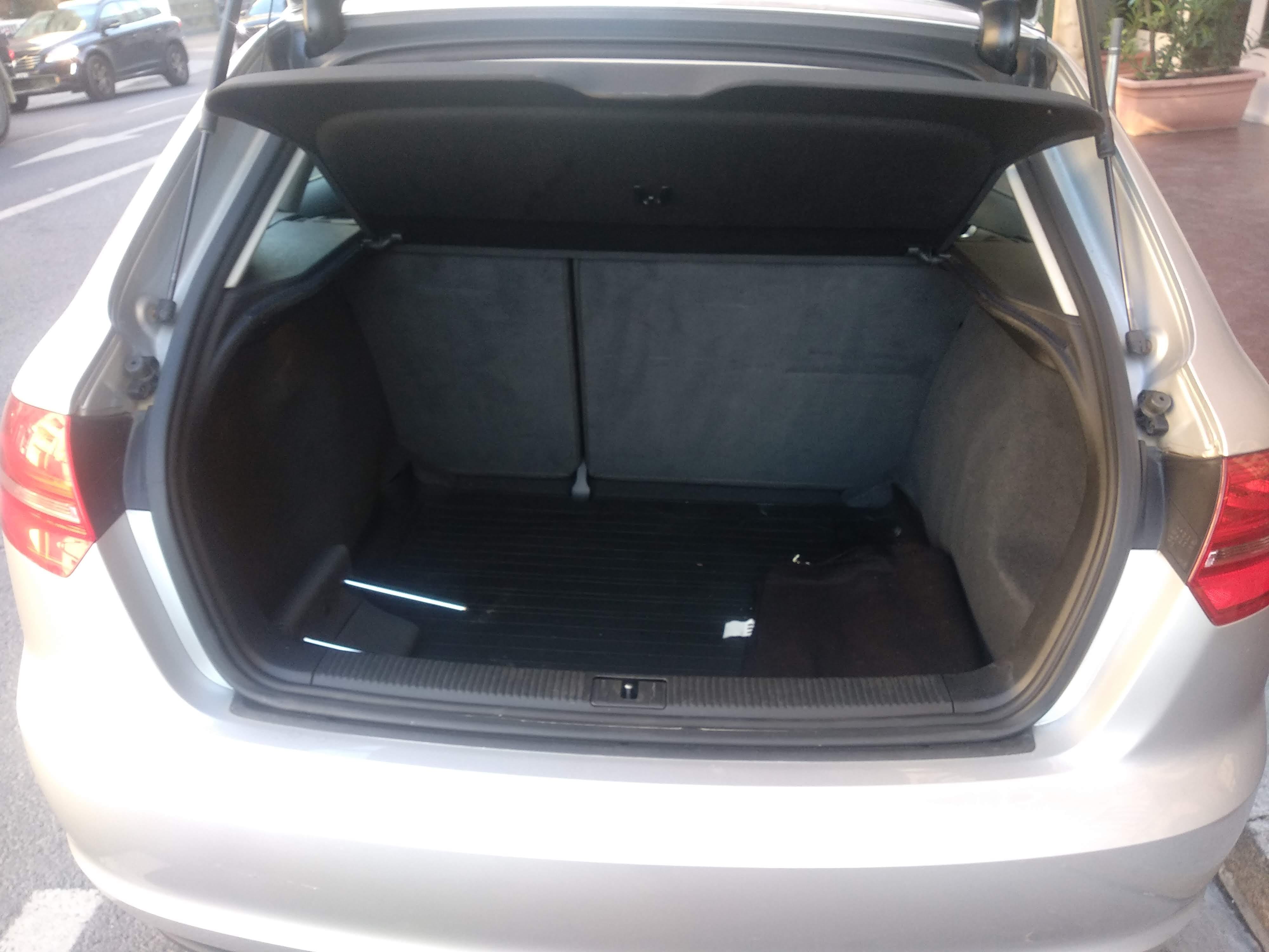 Audi A3 Sportback avec Entrée audio / iPod