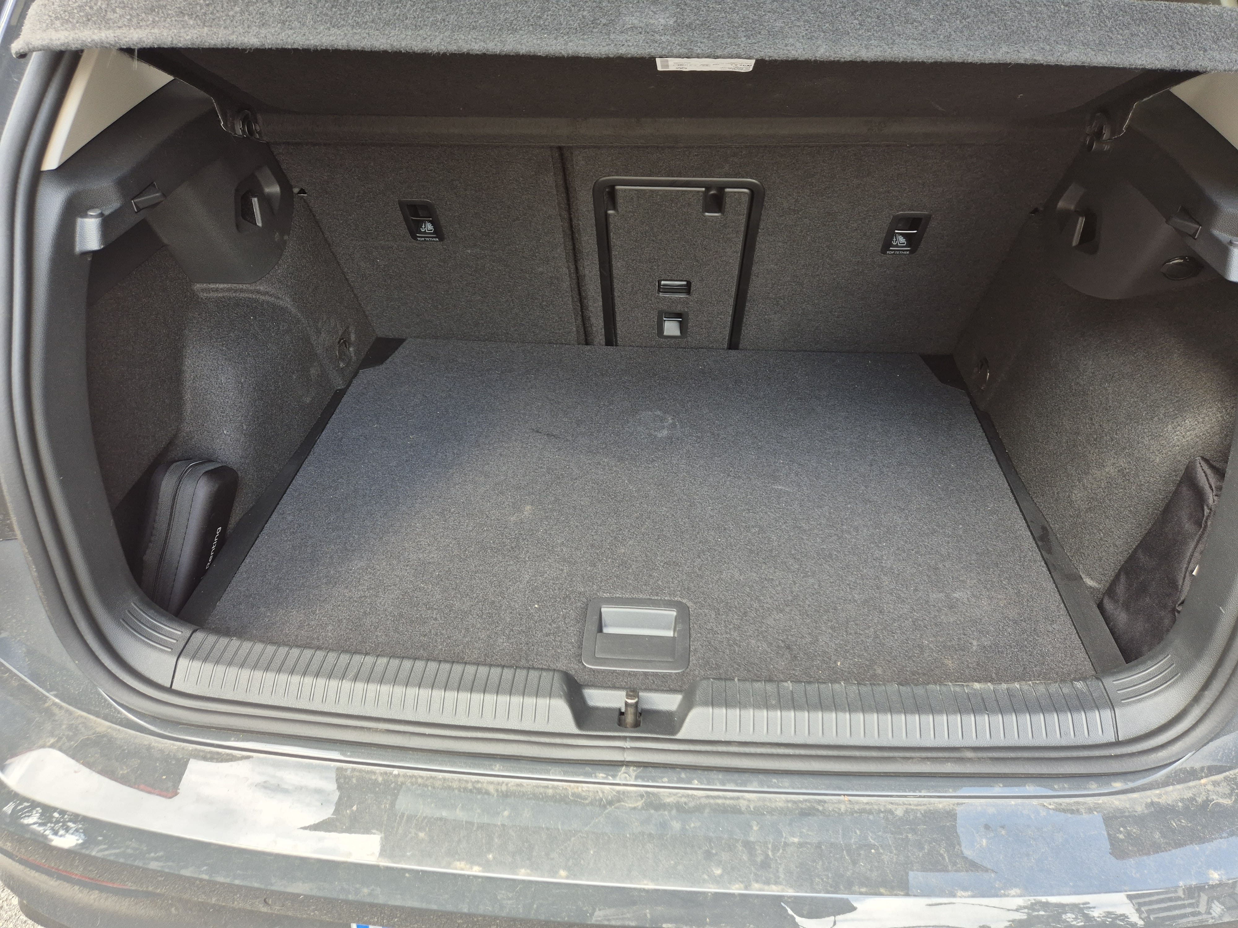 Volkswagen Golf con Silla infantil