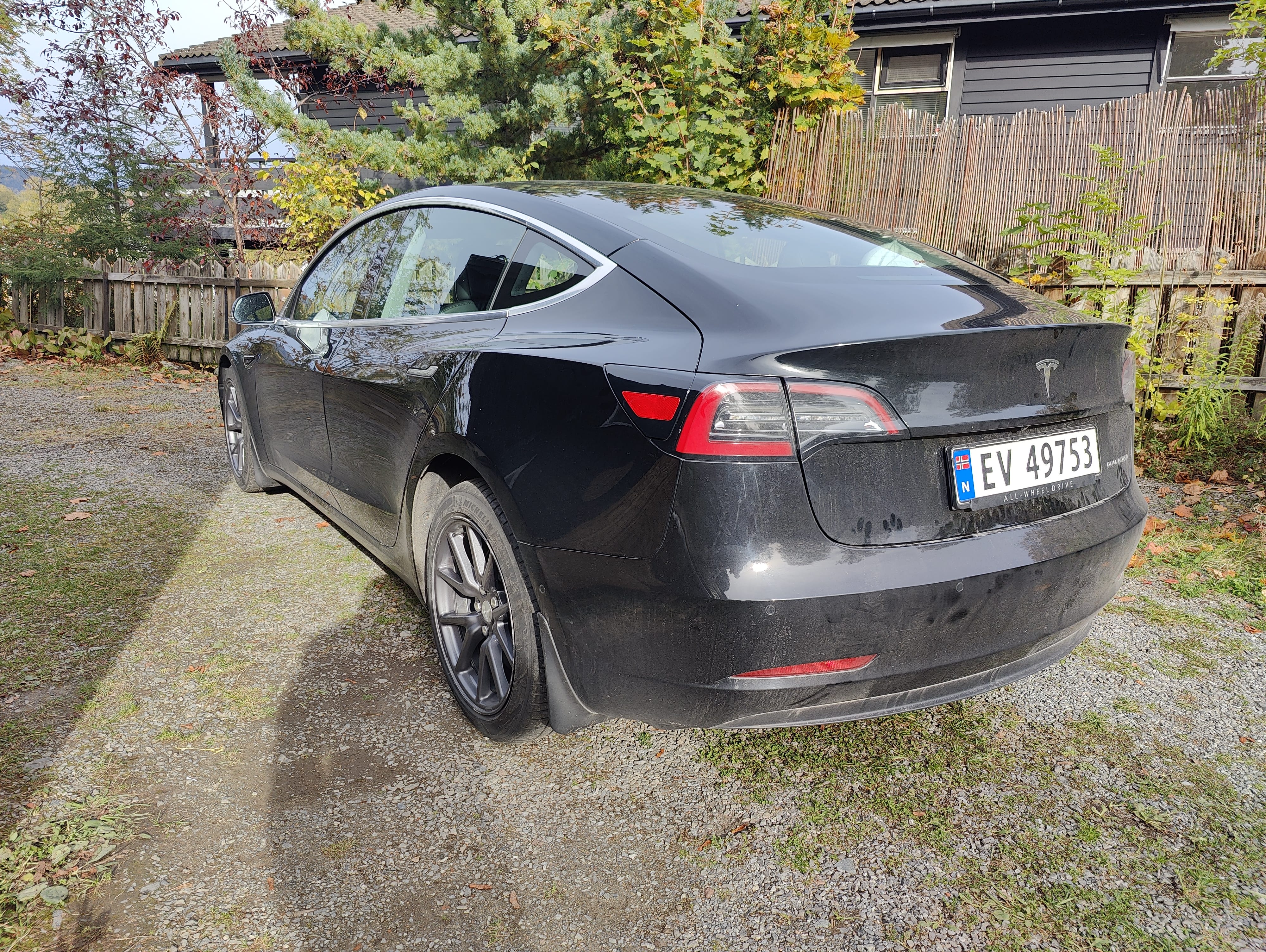 Tesla Model 3 Long Range med GPS