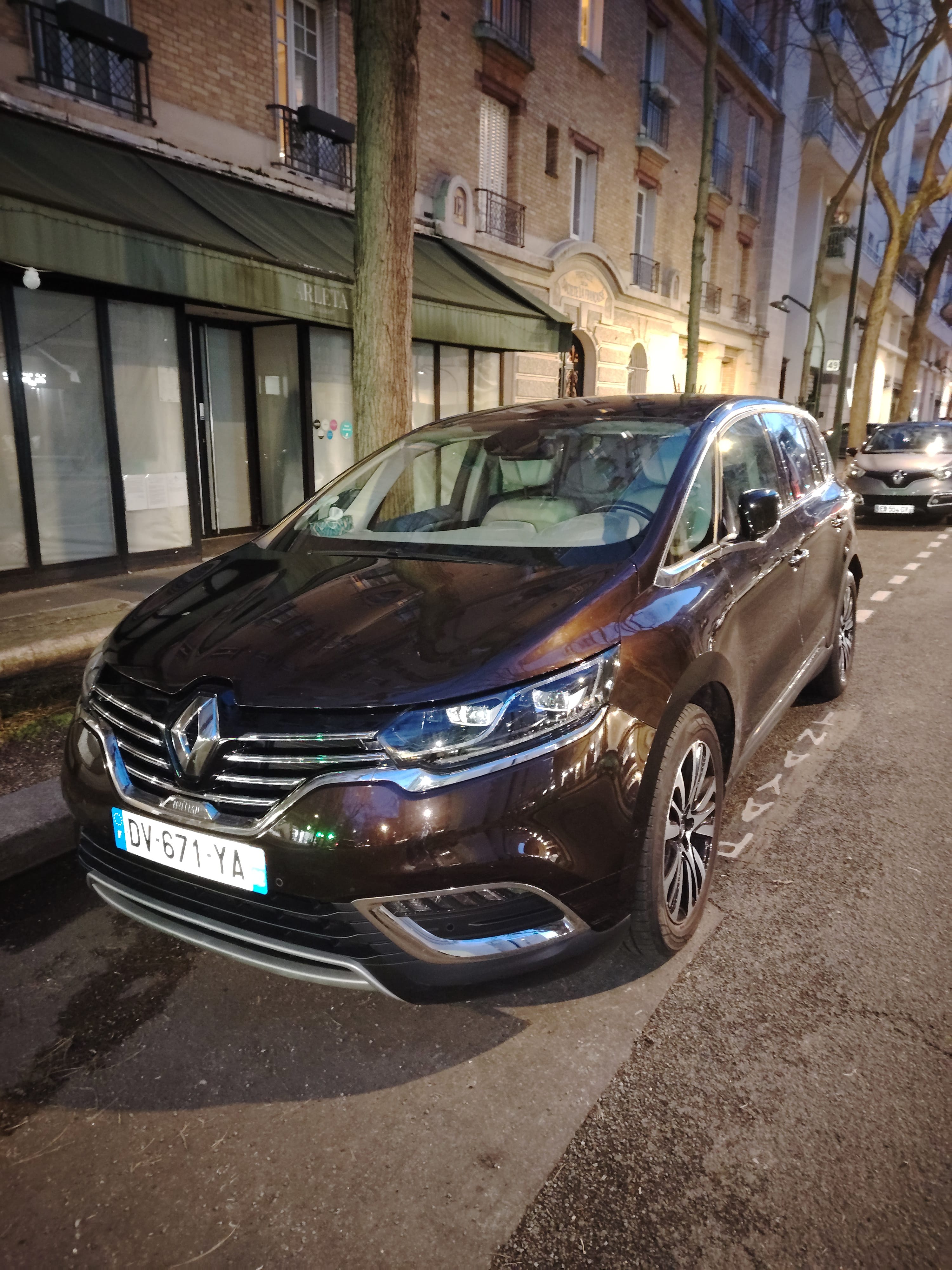 Renault Espace INITIALE 160 CV, 2015, Diesel, automatique, 7 places