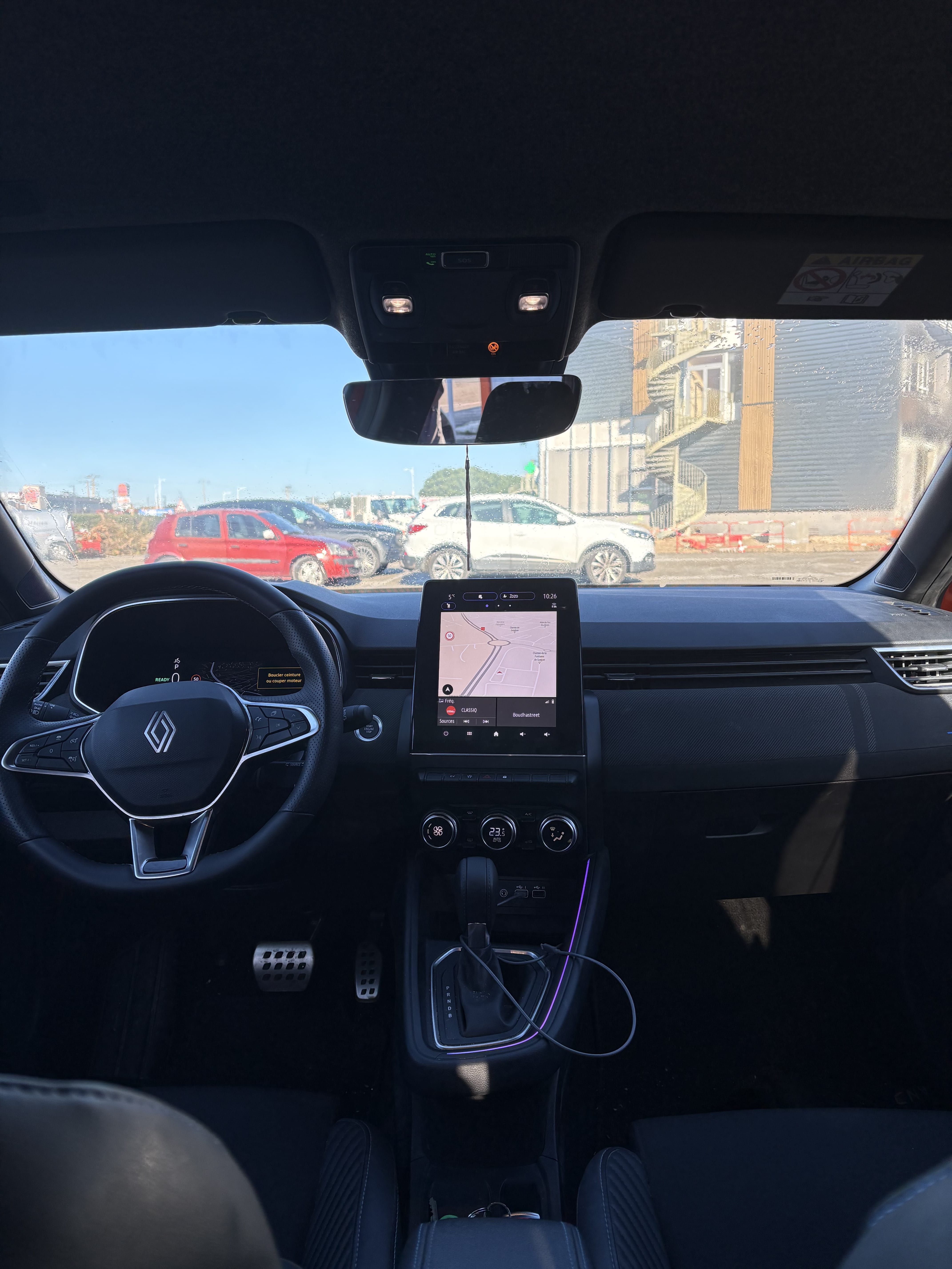 Renault Clio E-tech avec GPS
