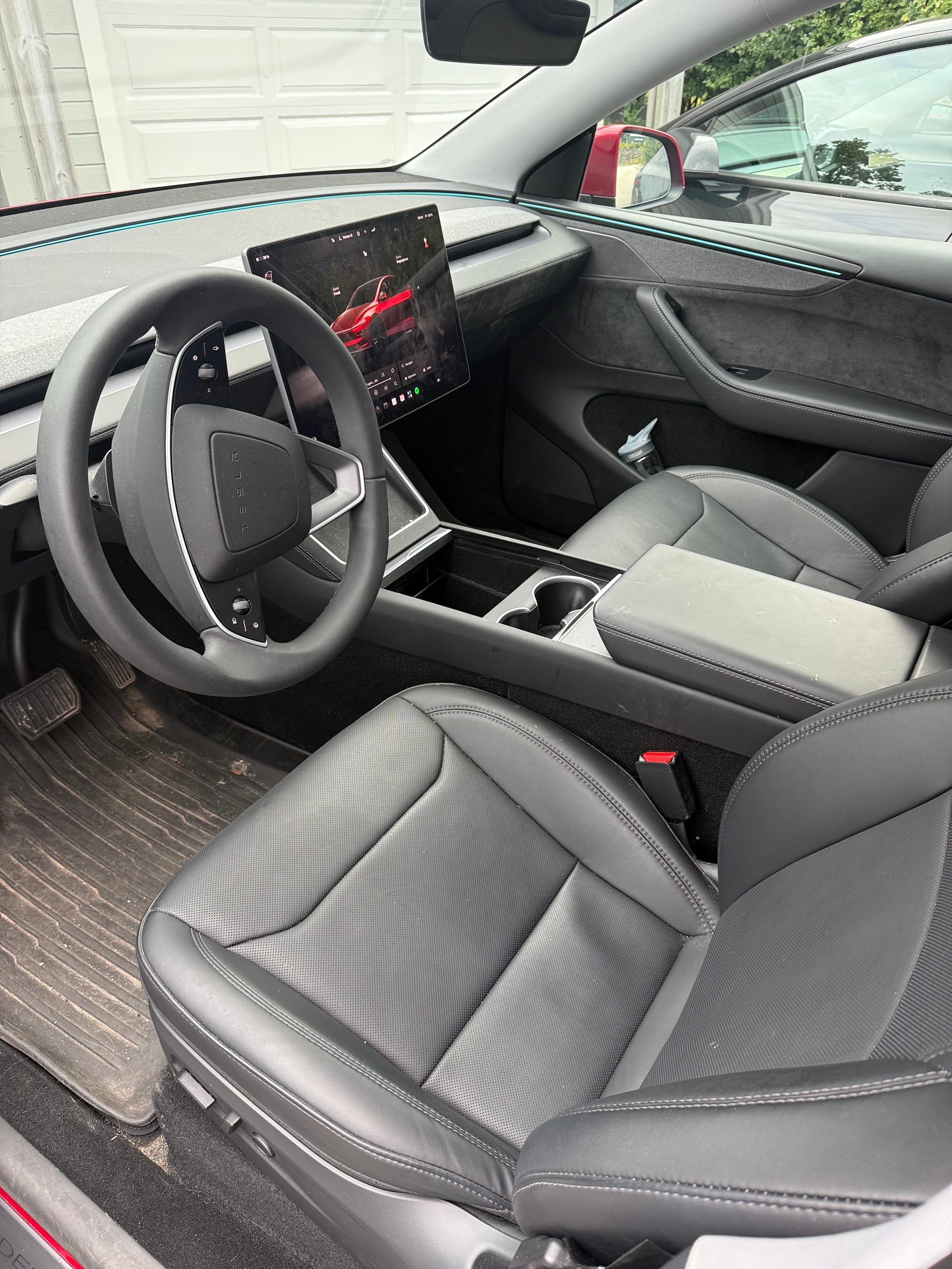 Tesla Model Y Long Range med GPS