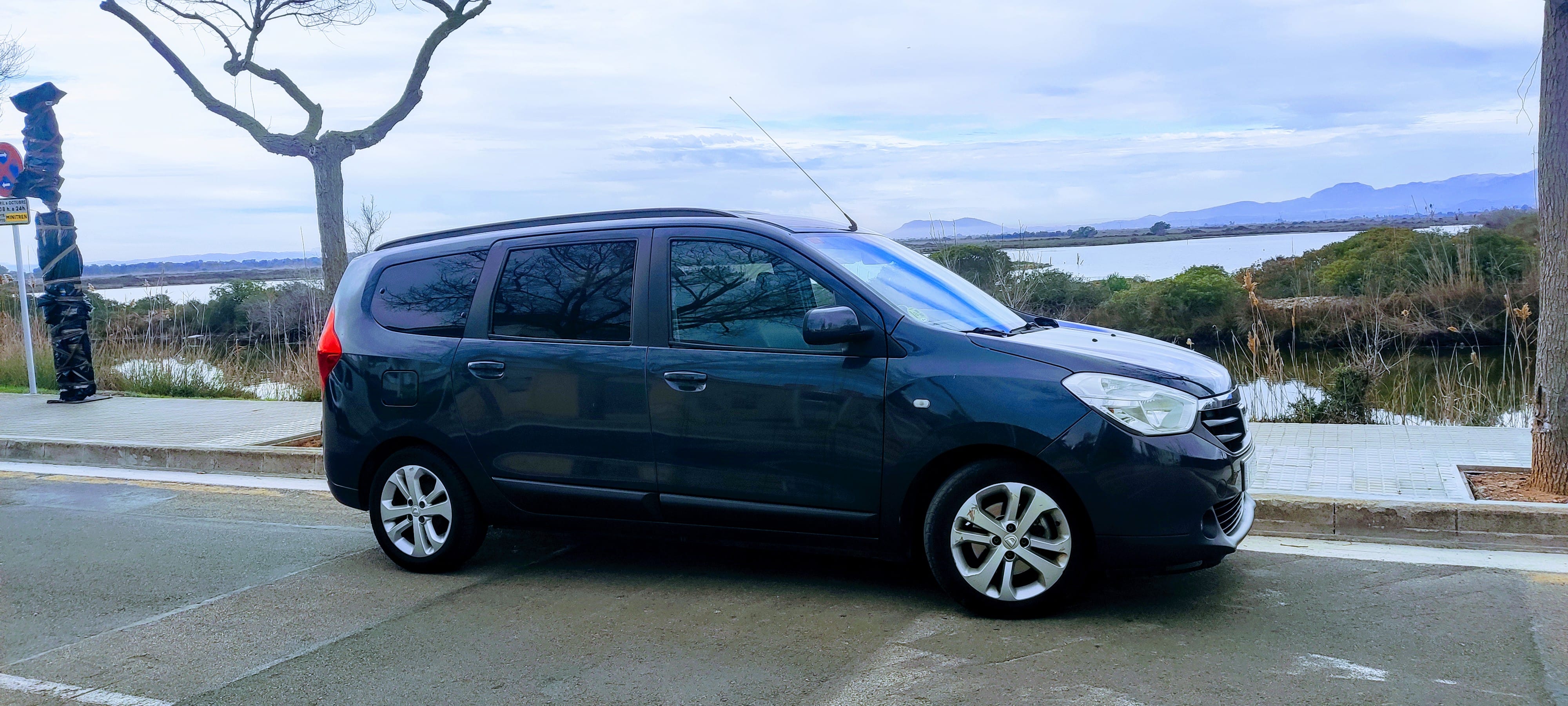 Dacia Lodgy con Aire acondicionado