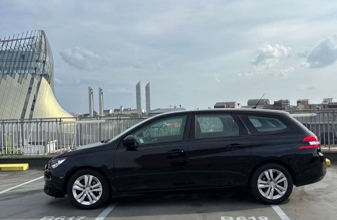 Peugeot 308 SW avec Climatisation