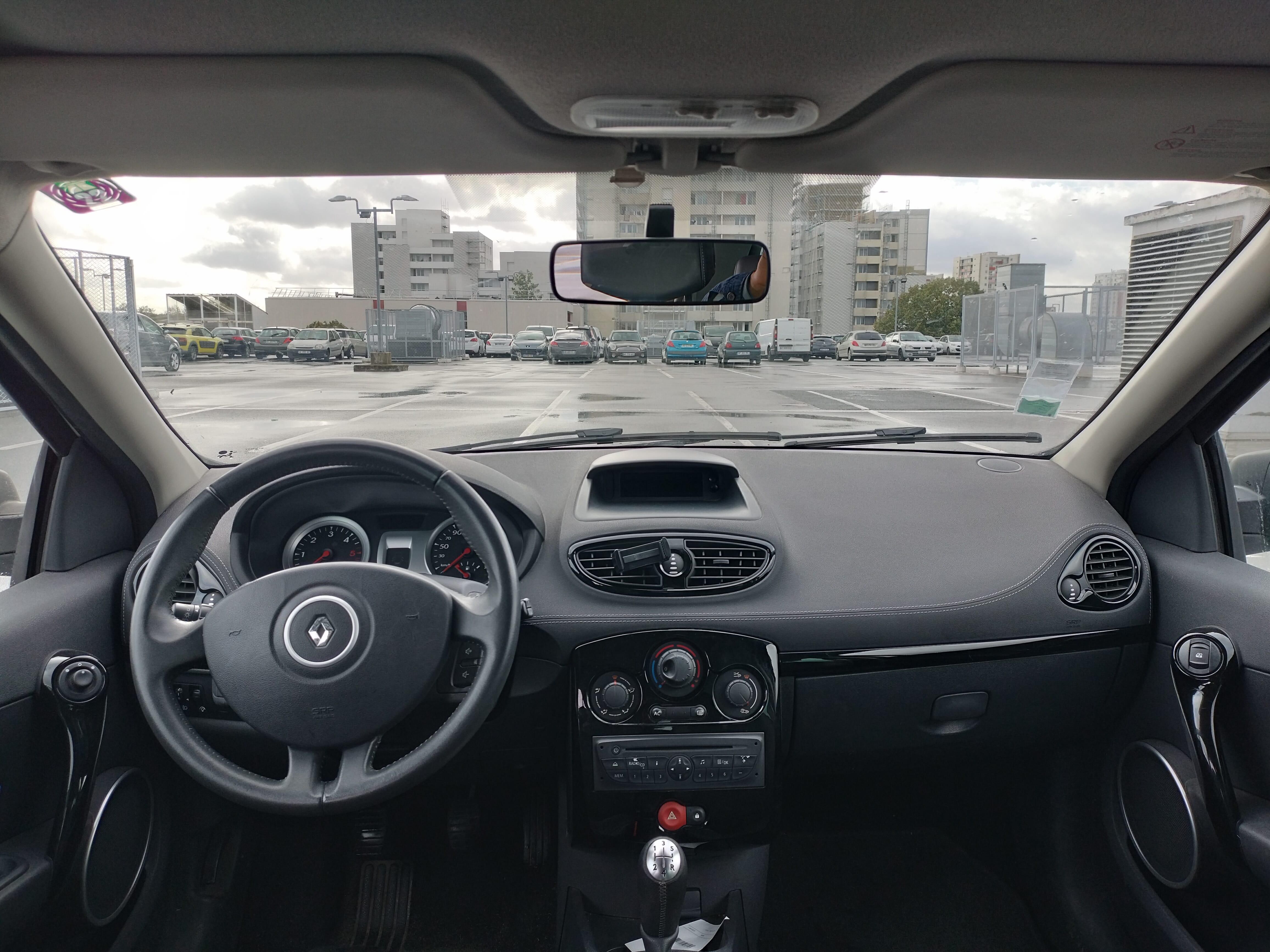 Renault Clio avec Attelage