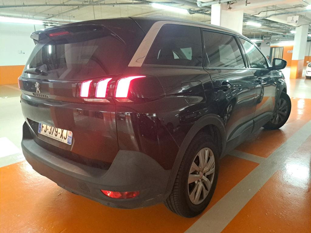 Peugeot 5008 avec Climatisation