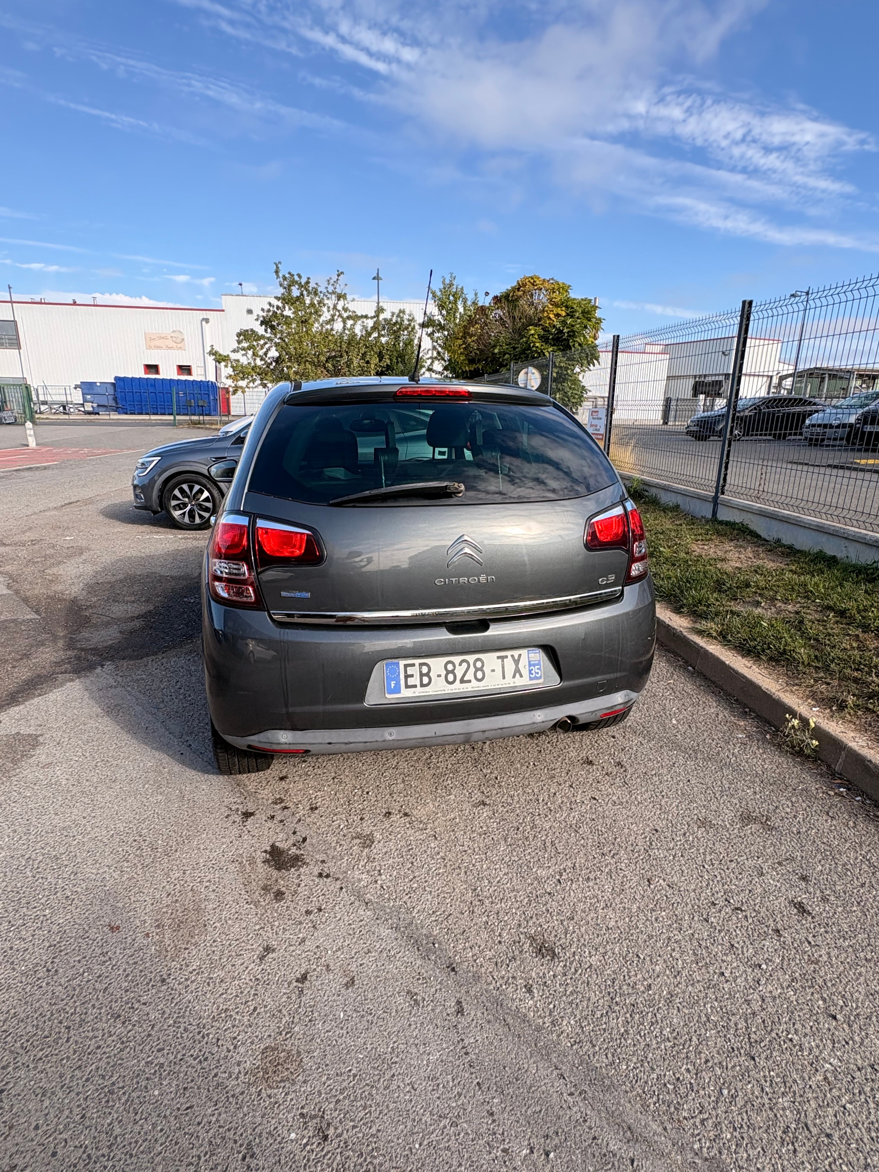 Citroen C3 avec Siège bébé
