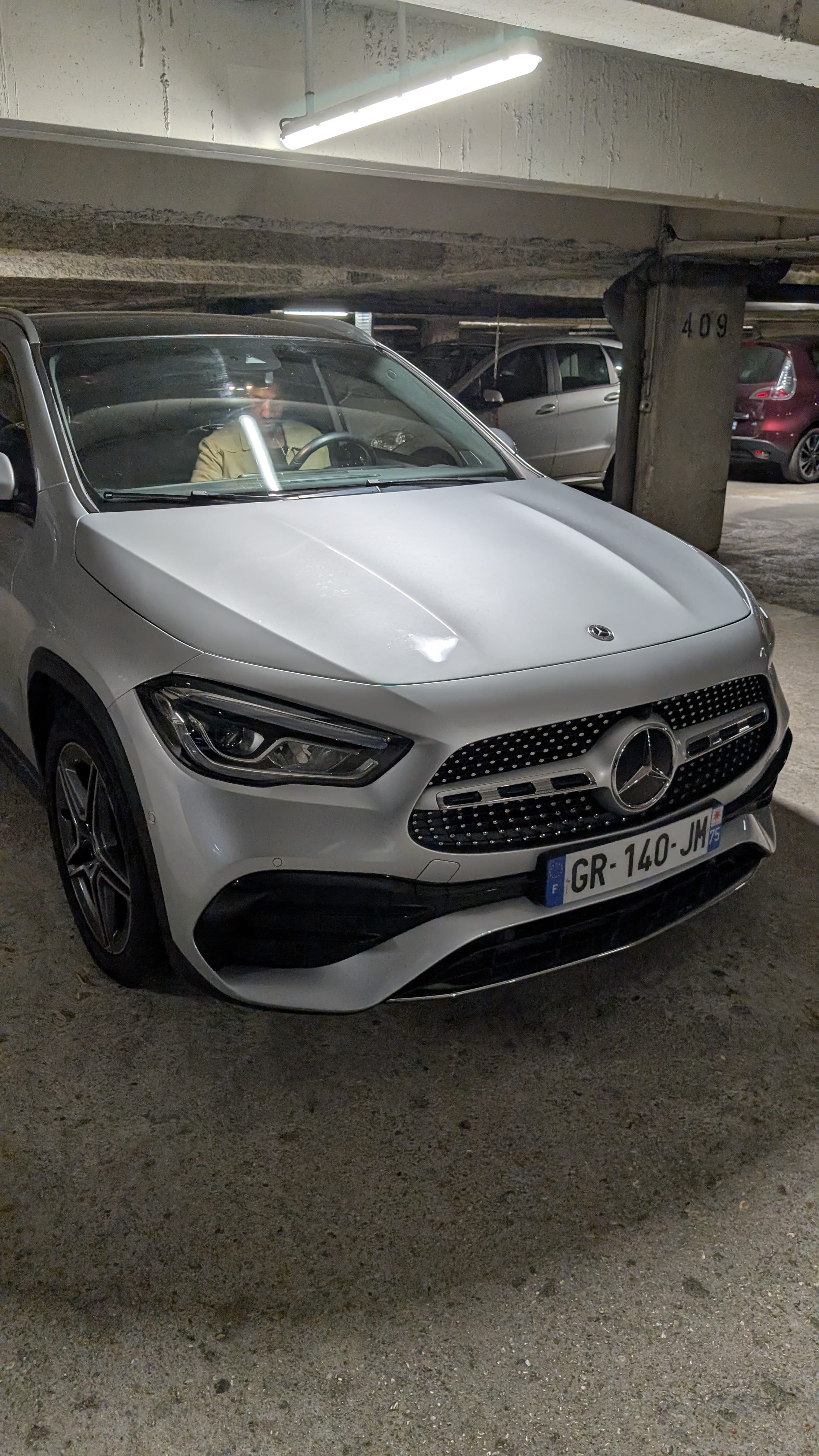 Mercedes-Benz GLA 250 4MATIC avec Régulateur de vitesse