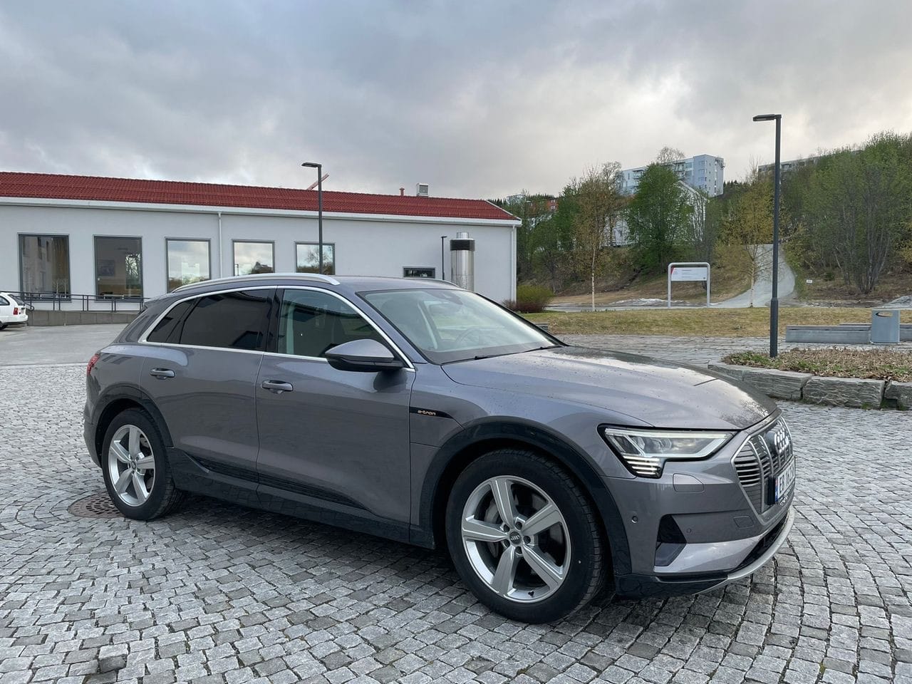 Audi e-tron, 2020, Électrique, automatique