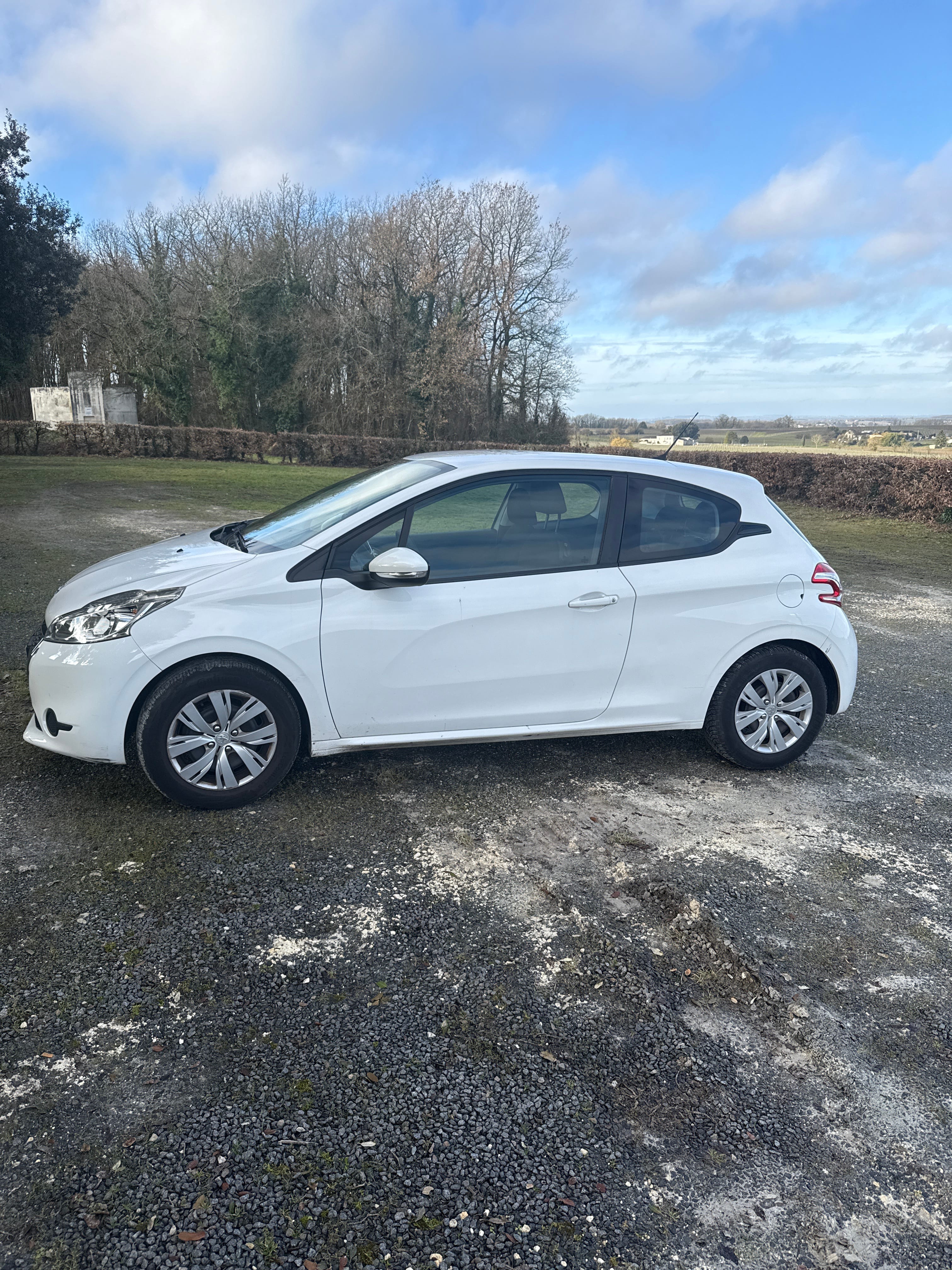 Peugeot 208 avec Climatisation