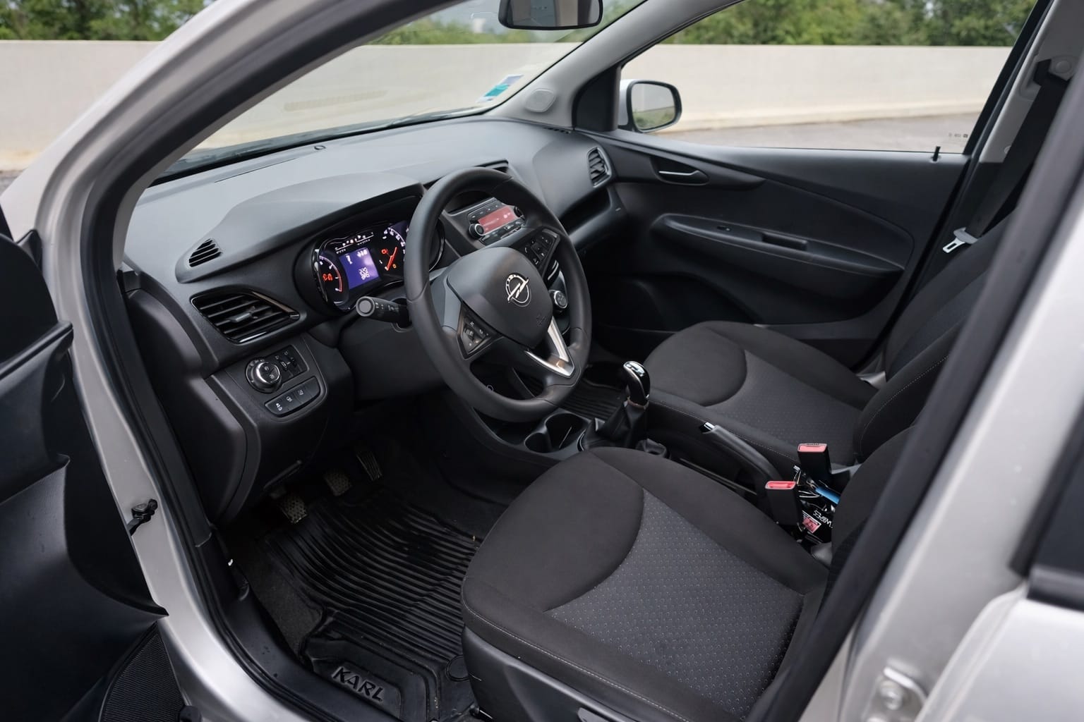 Opel Karl 1.0 Essence avec Siège bébé