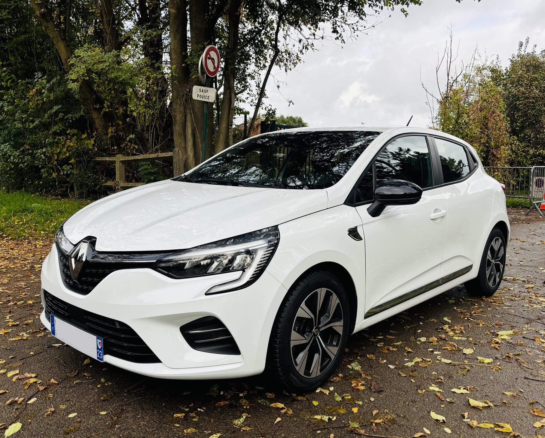 Renault Clio Edition Limited, 2021, Essence 98