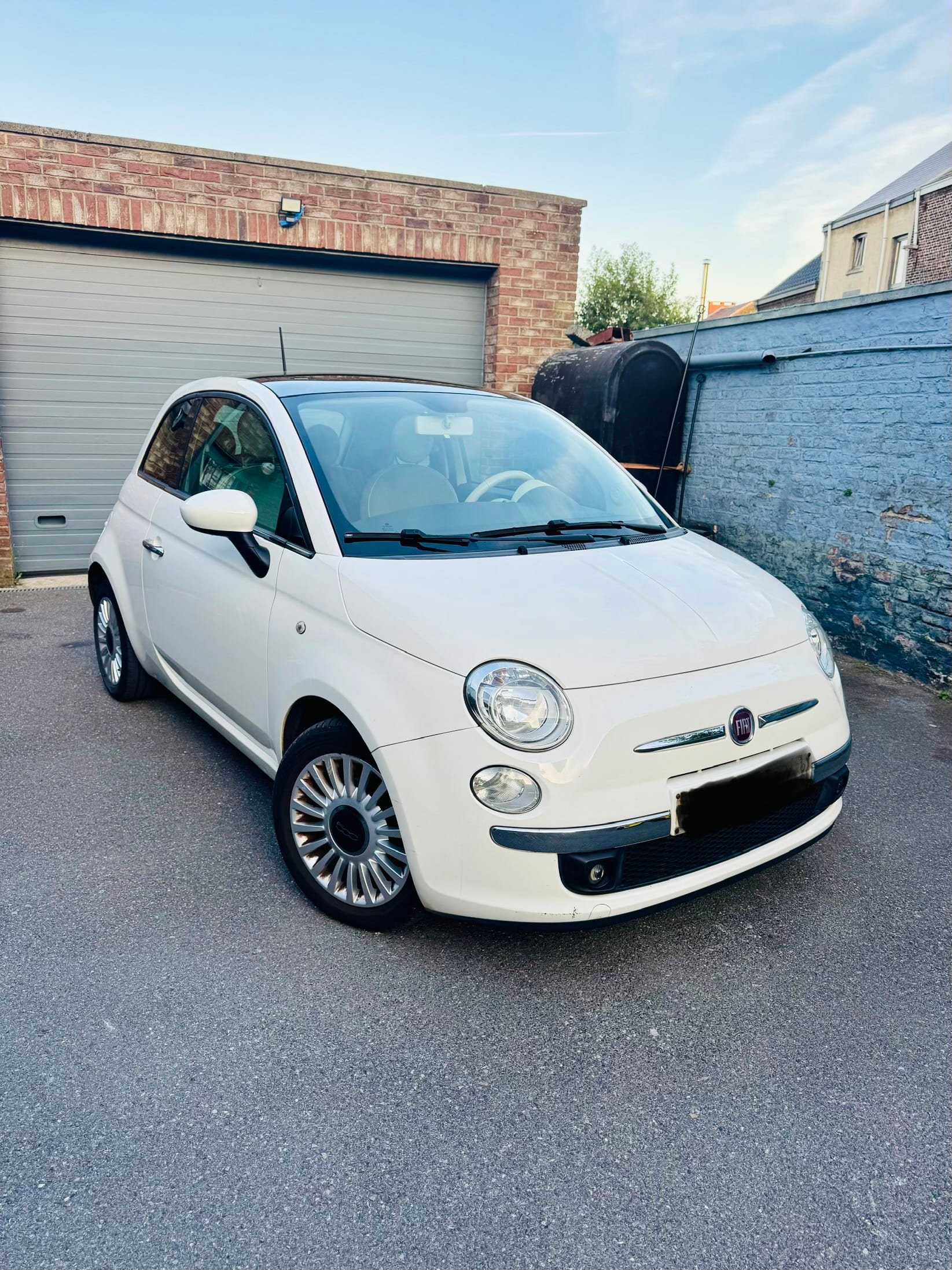 Fiat 500 1.2  Aeroport Charleroi with Air conditioning