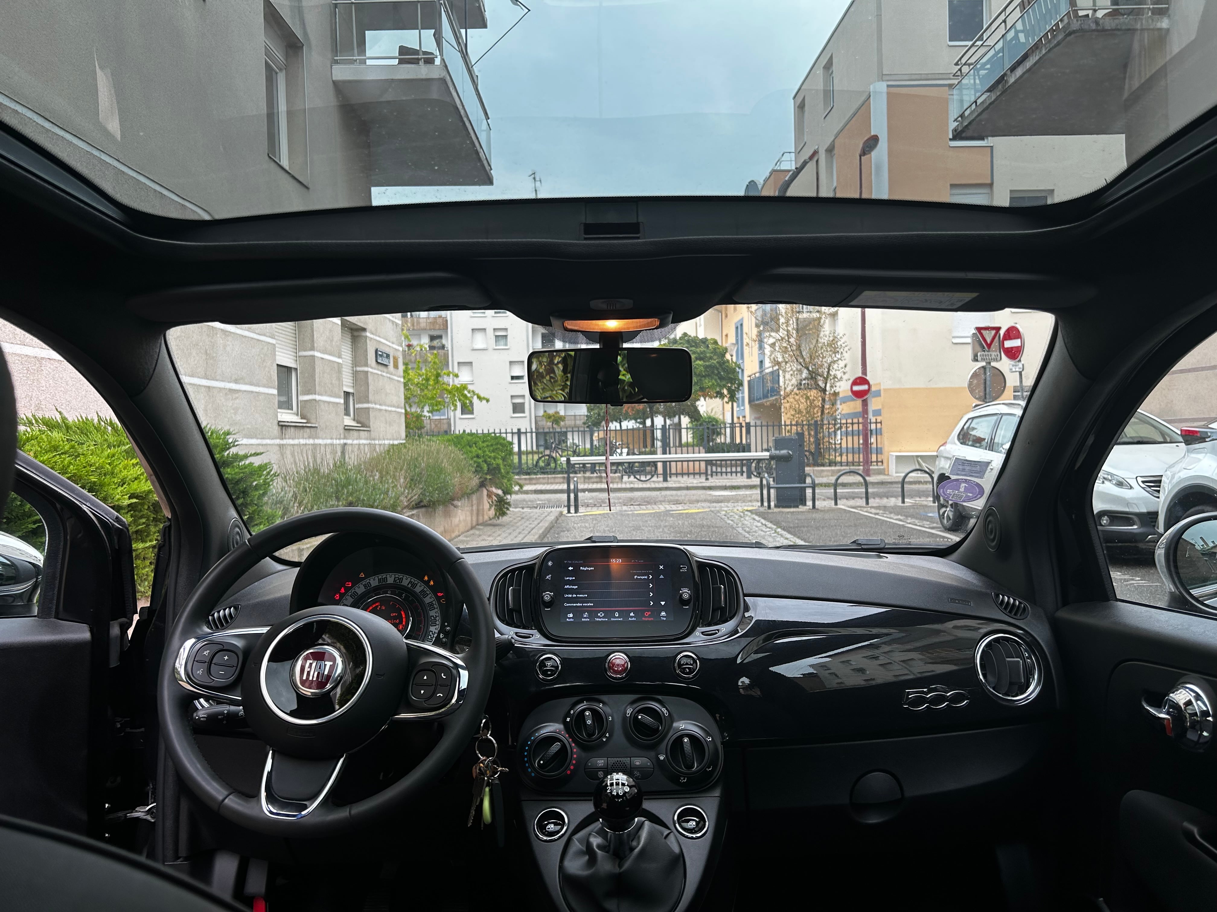 Fiat 500 Hybride avec Audio Bluetooth