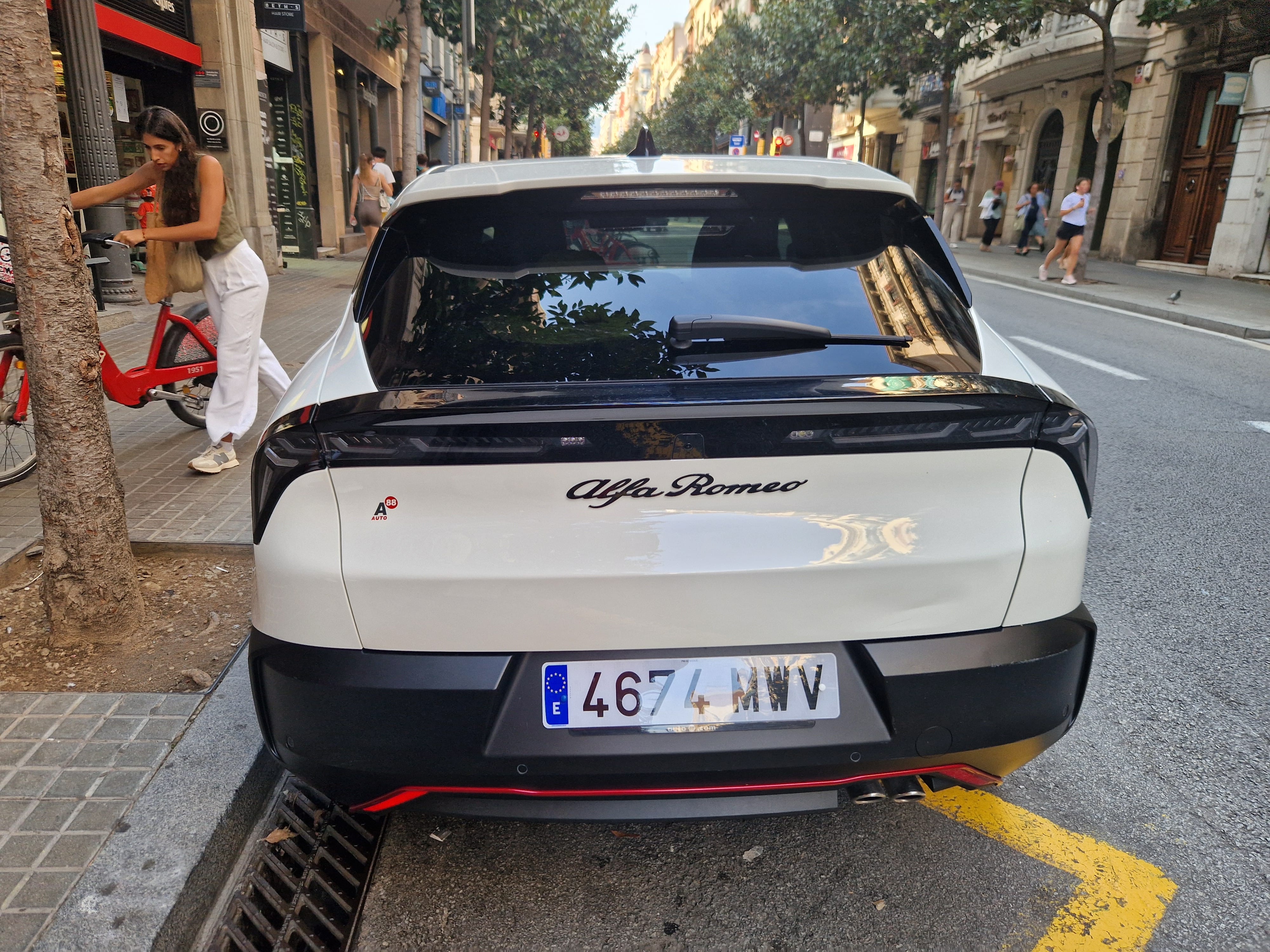 Alfa-Romeo Junior mit Kindersitz