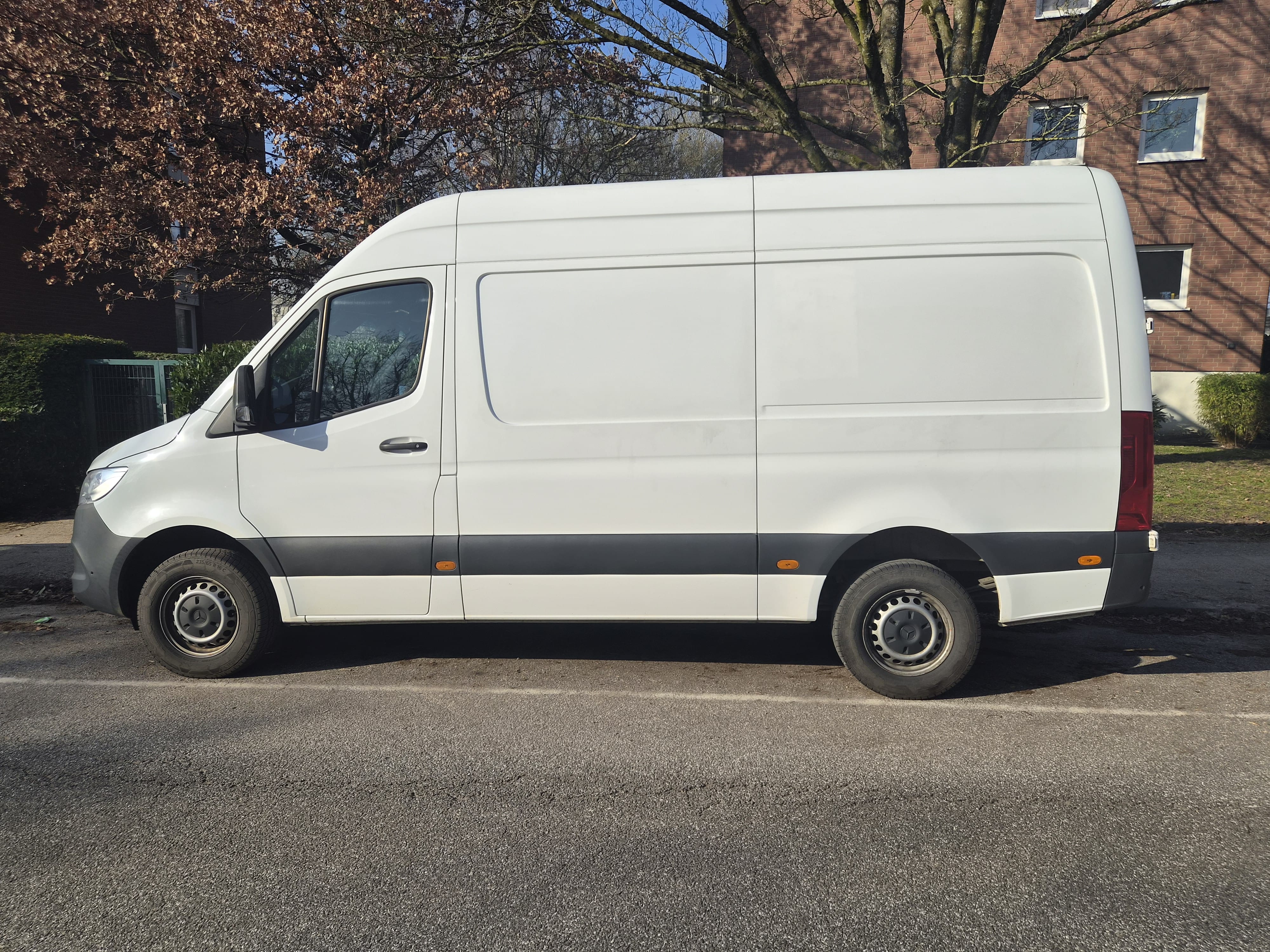 Mercedes-Benz Sprinter 317 CDI mit Klimaanlage