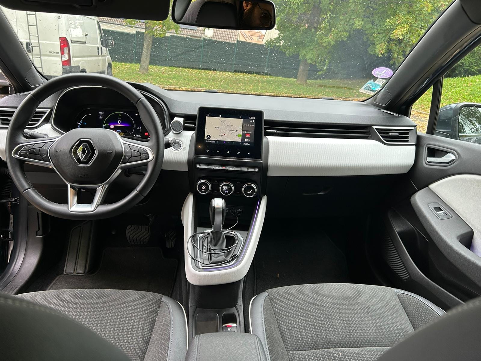 Renault Clio E-tech avec Régulateur de vitesse