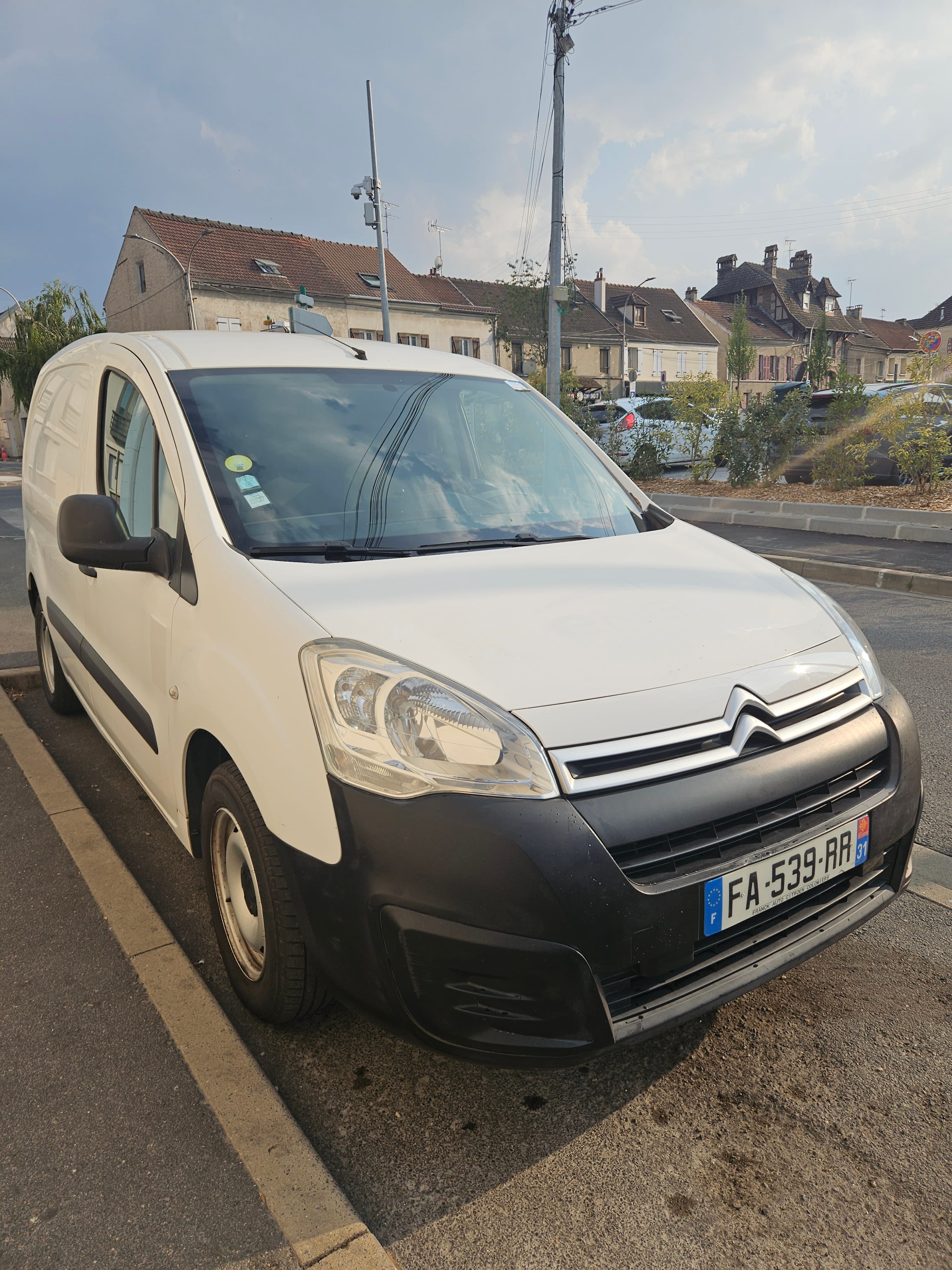 Citroen Berlingo avec Entrée audio / iPod