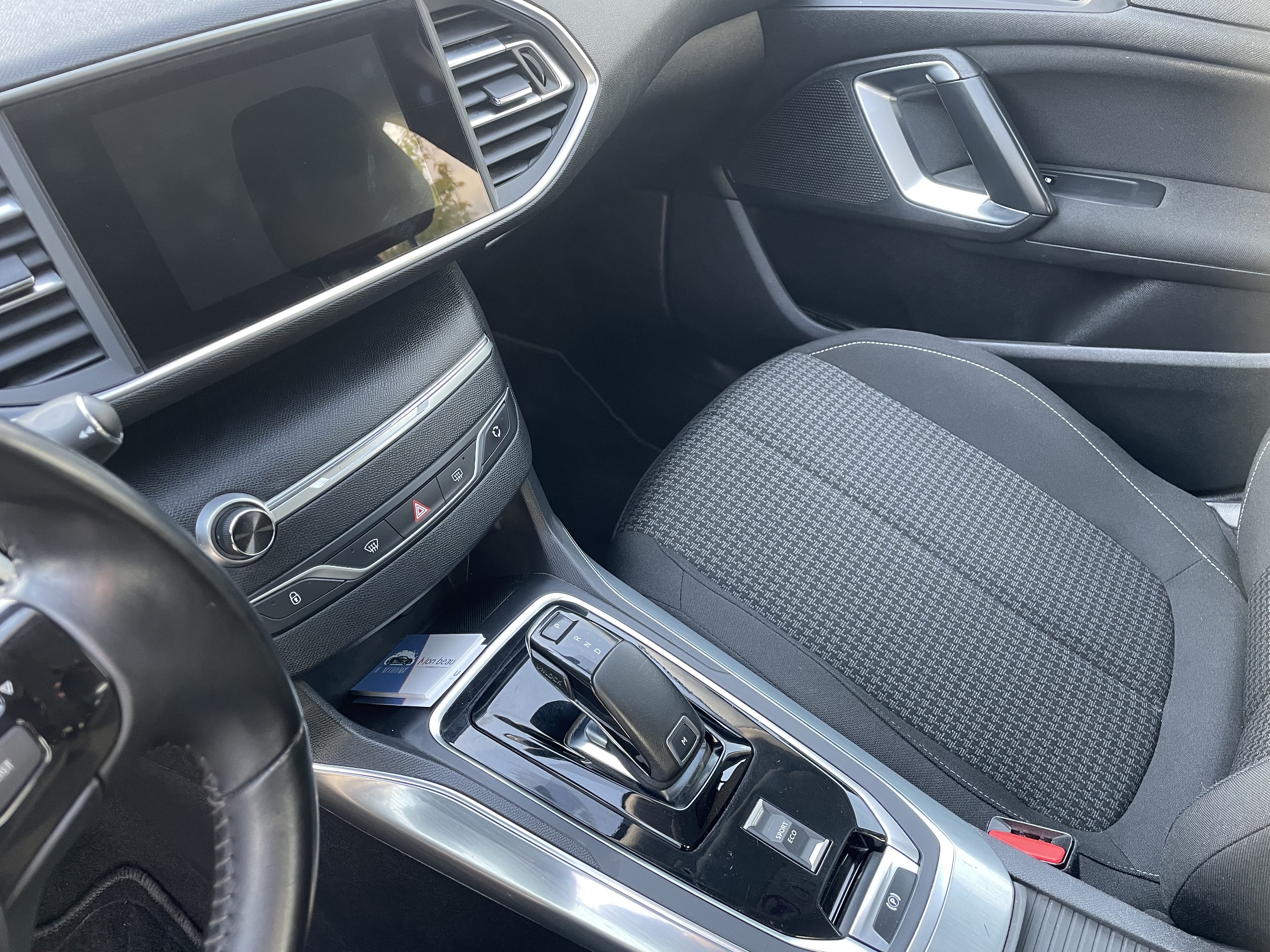 Peugeot 308 SW 1,5 hdi boîte auto 8 avec Régulateur de vitesse