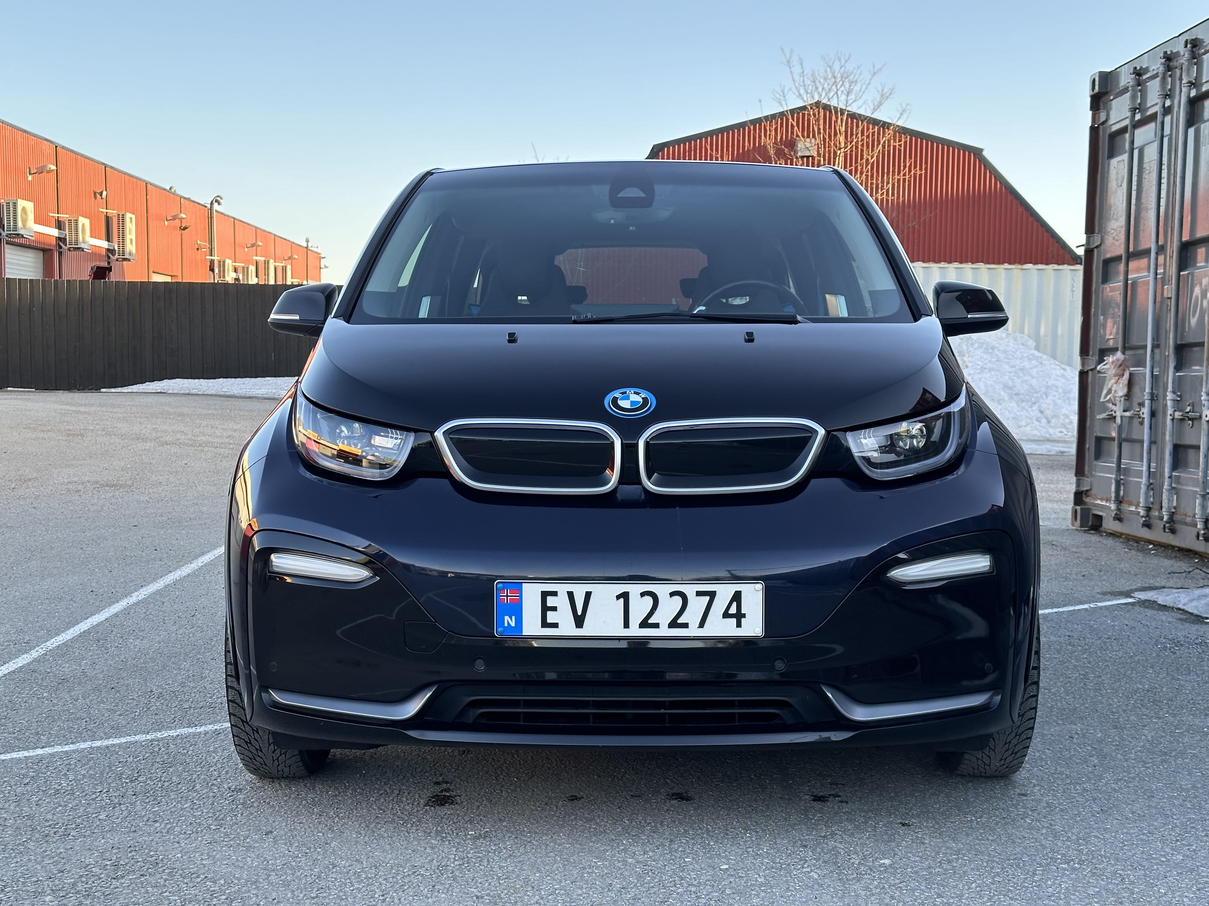 BMW i3s with GPS