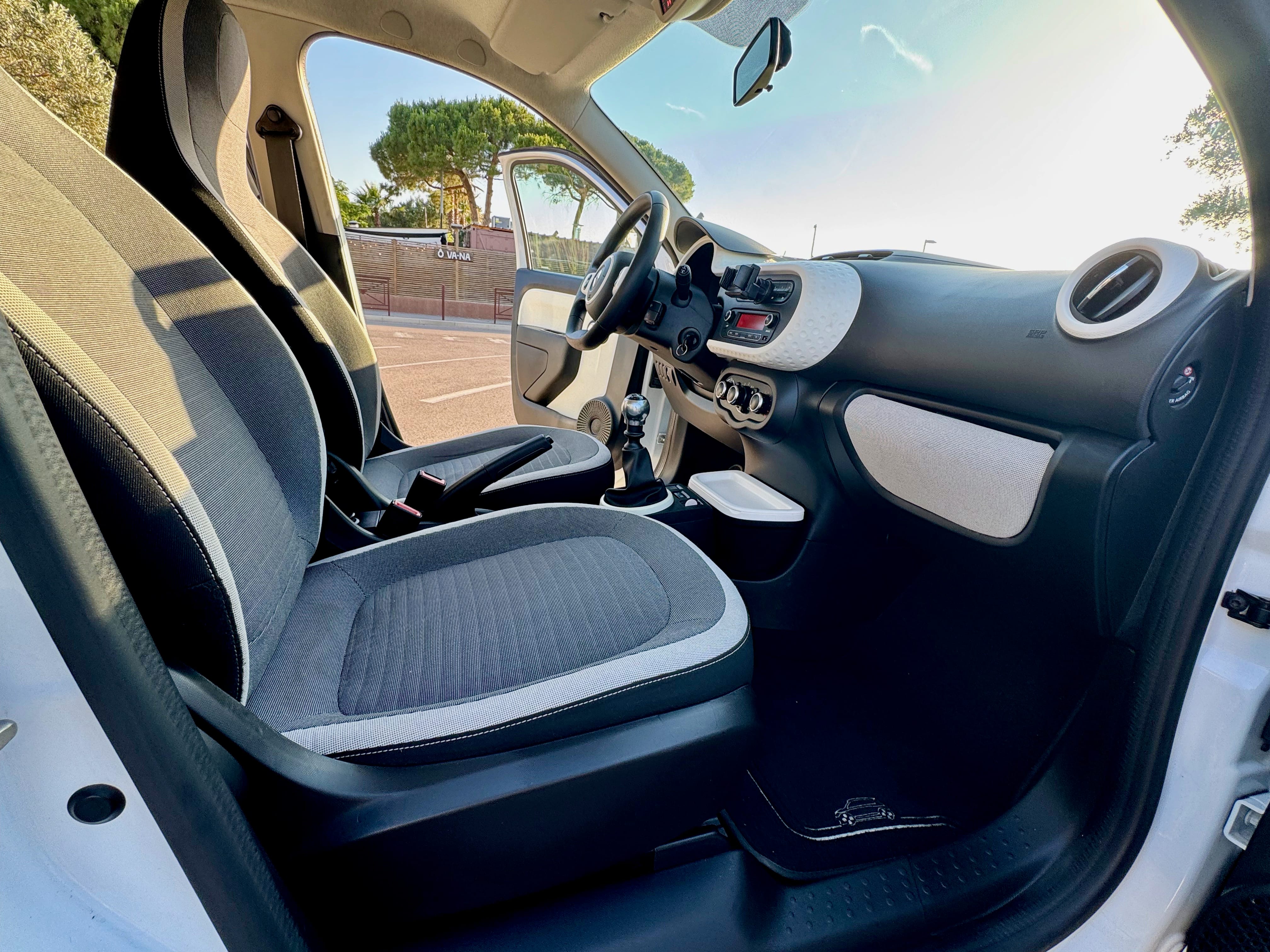 Renault Twingo III TWINGO 3, 0,9 Tce, CLIMATISATION, BLUETOOTH avec Entrée audio / iPod