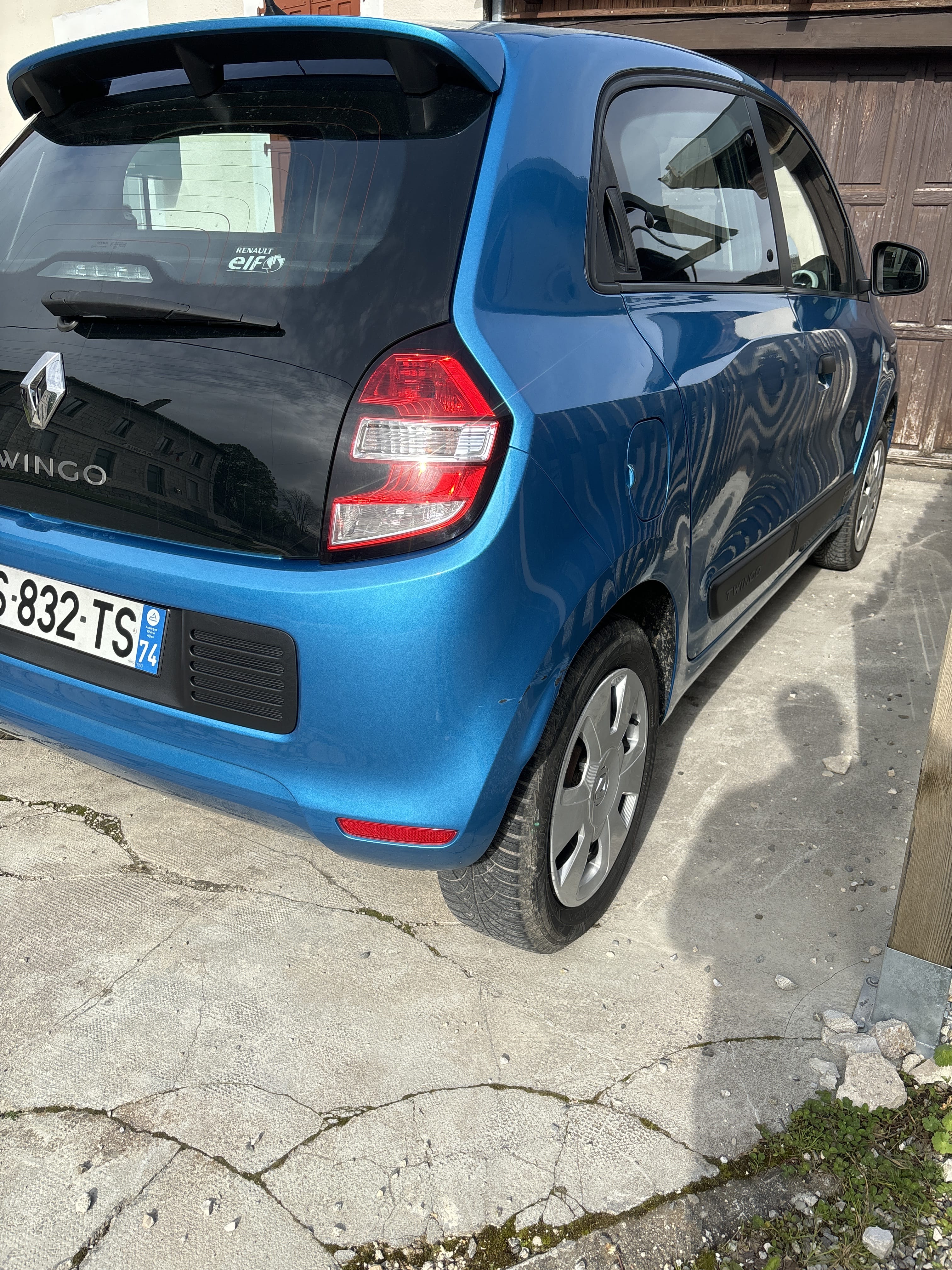 Renault Twingo III avec Entrée audio / iPod