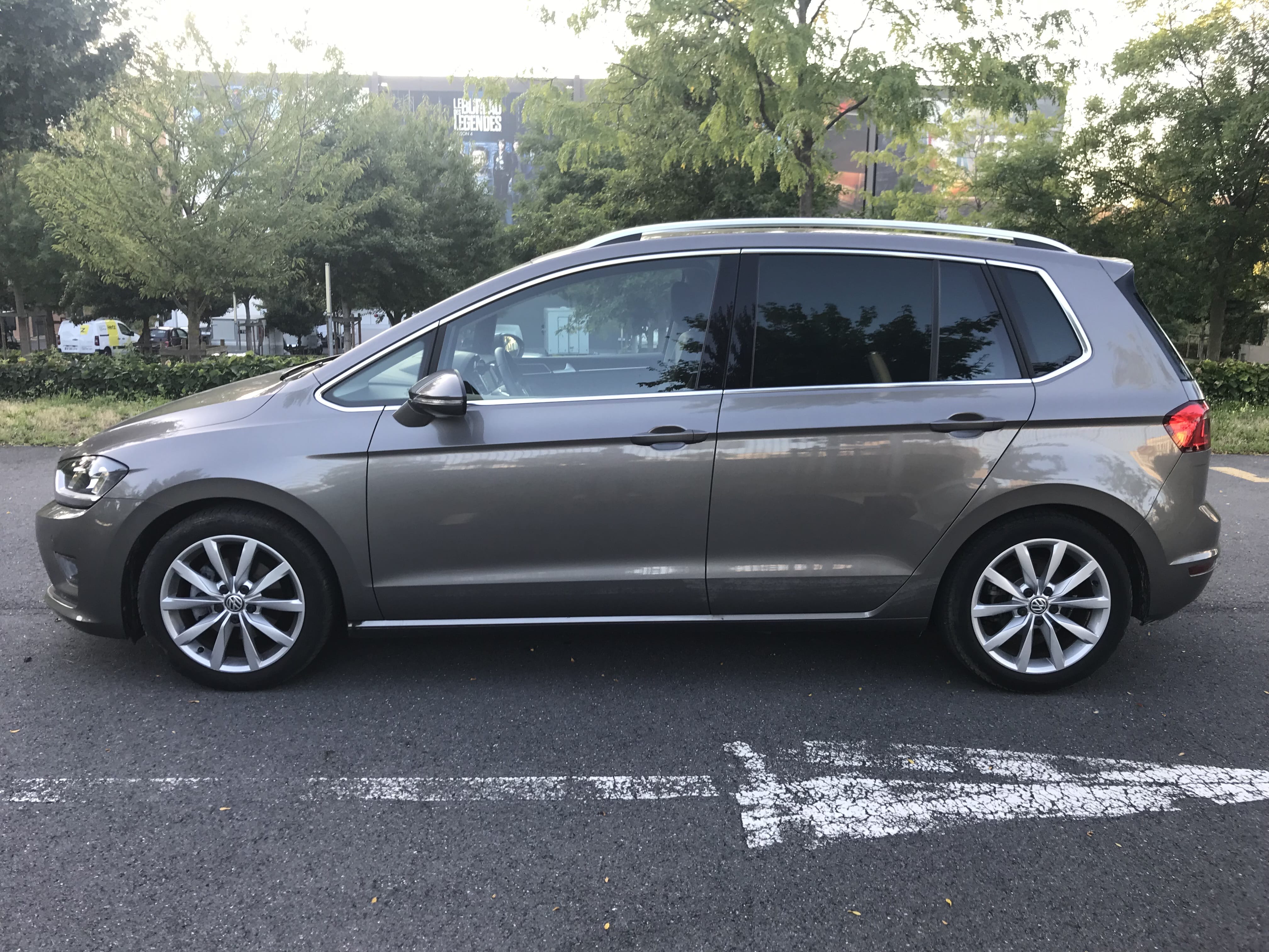 Volkswagen Golf Sportsvan 1.4L TSI 150ch DSG7 avec Climatisation
