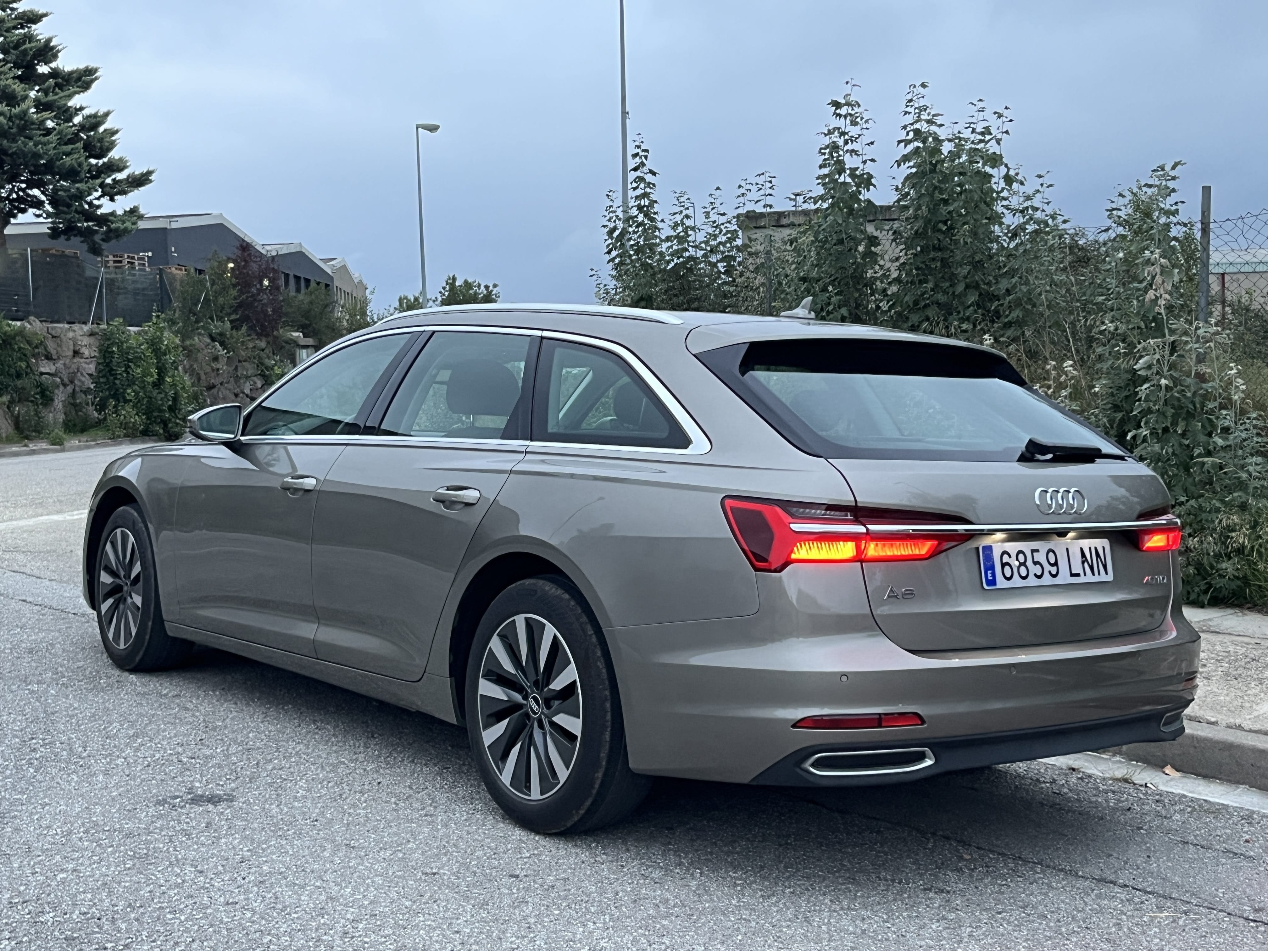 Audi A6 Avant 2,0 TDI con GPS