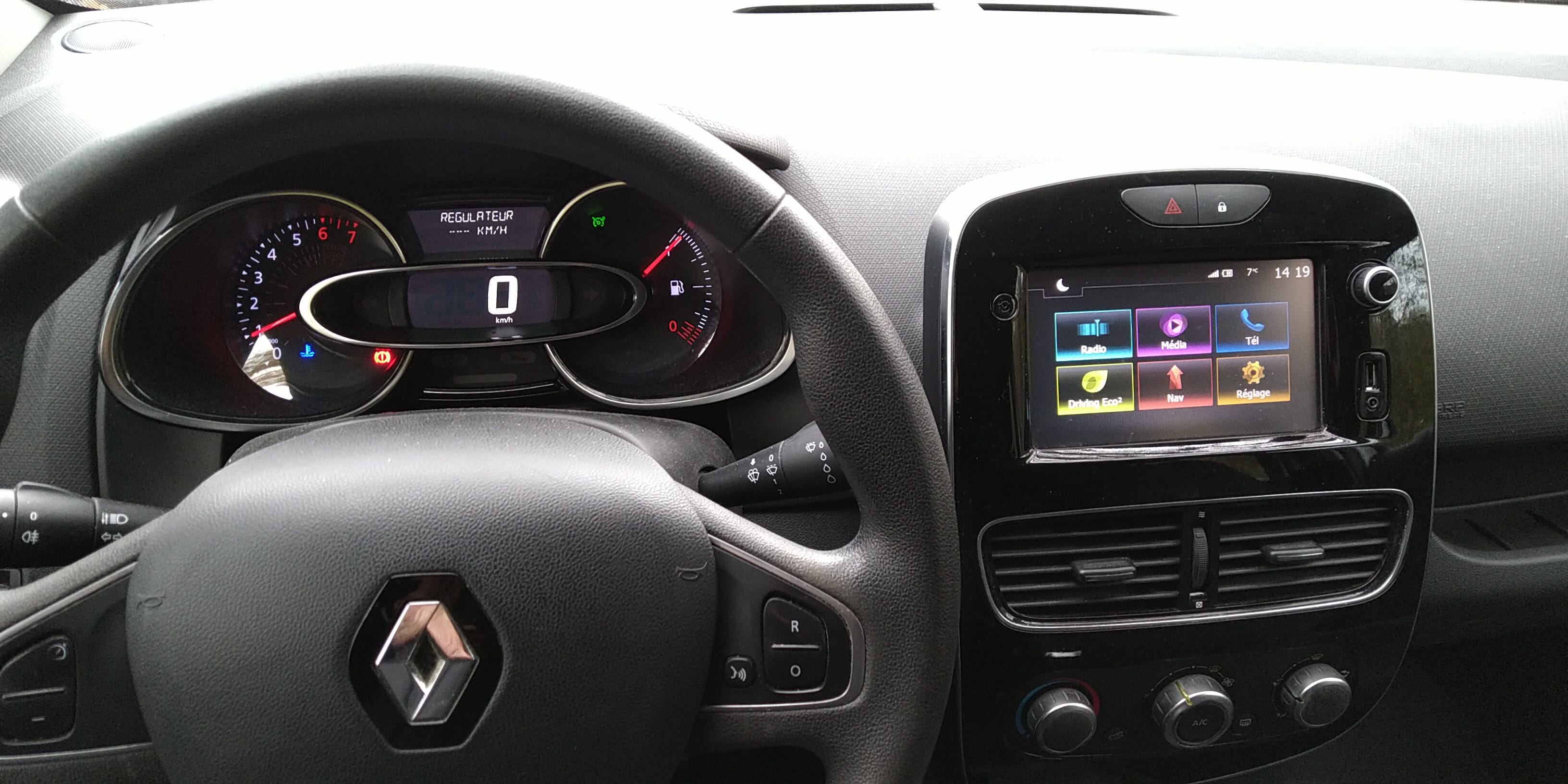Renault Clio avec GPS