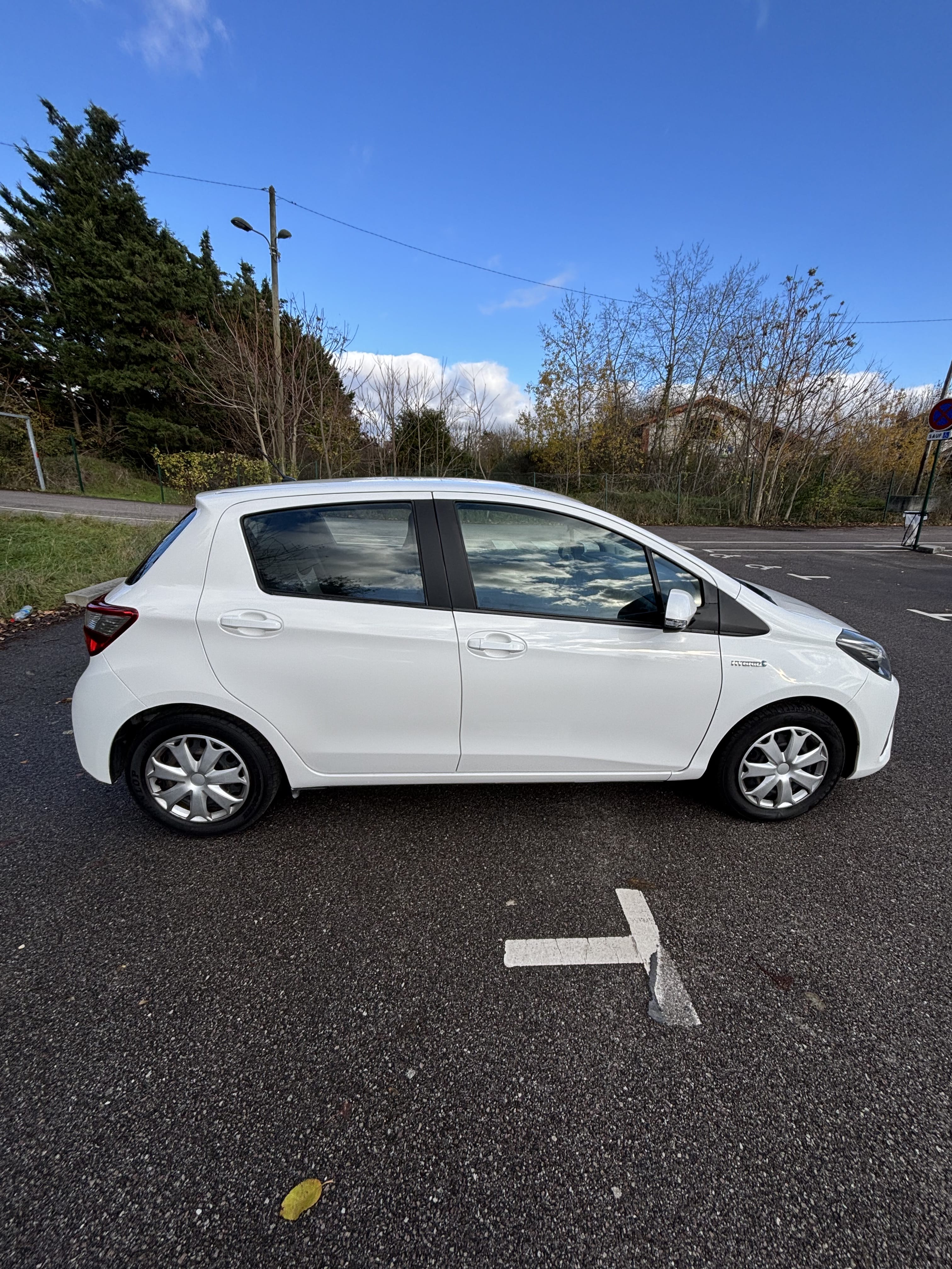 Toyota Yaris Hybride avec Climatisation