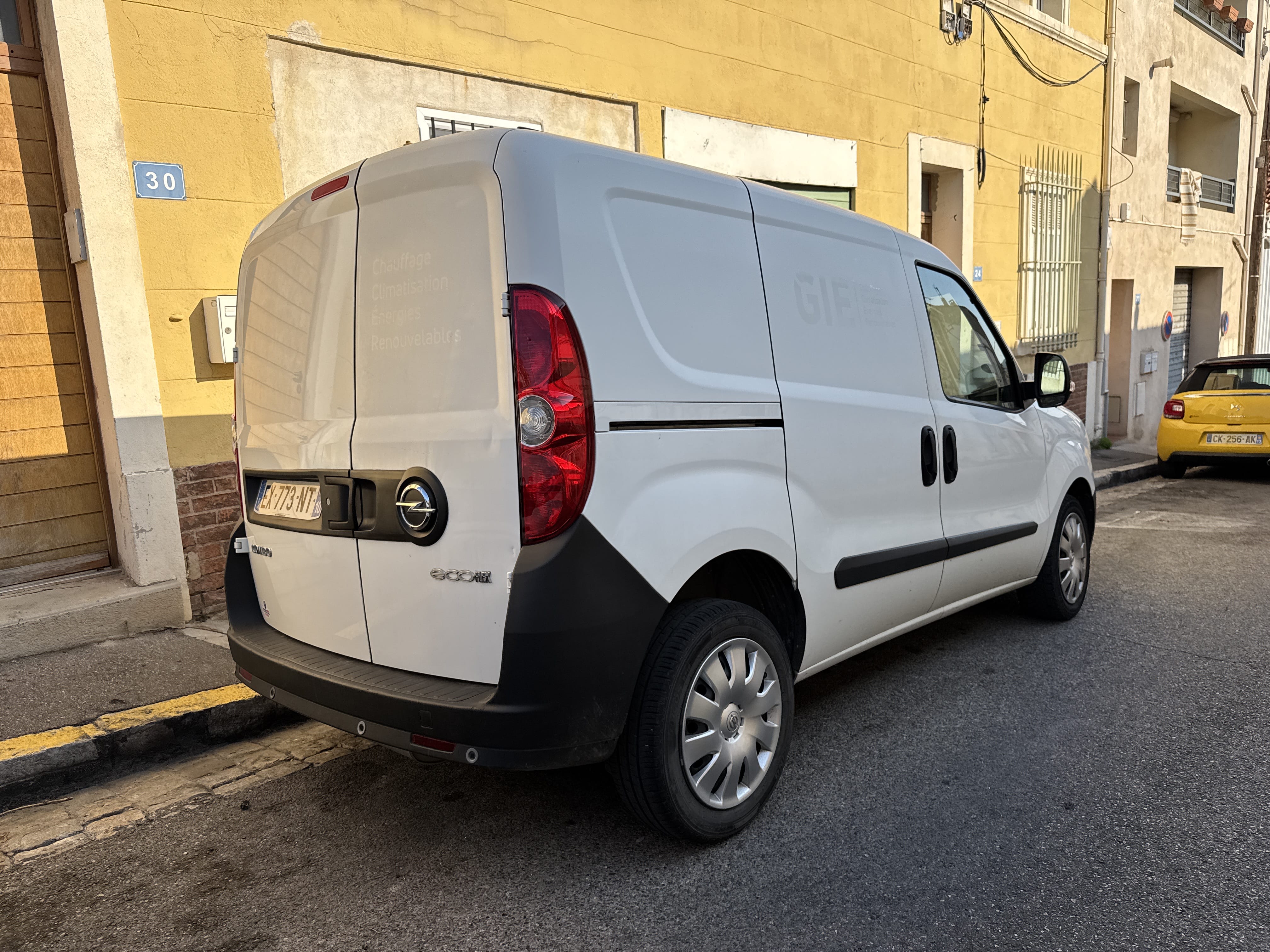 Opel Combo avec Régulateur de vitesse