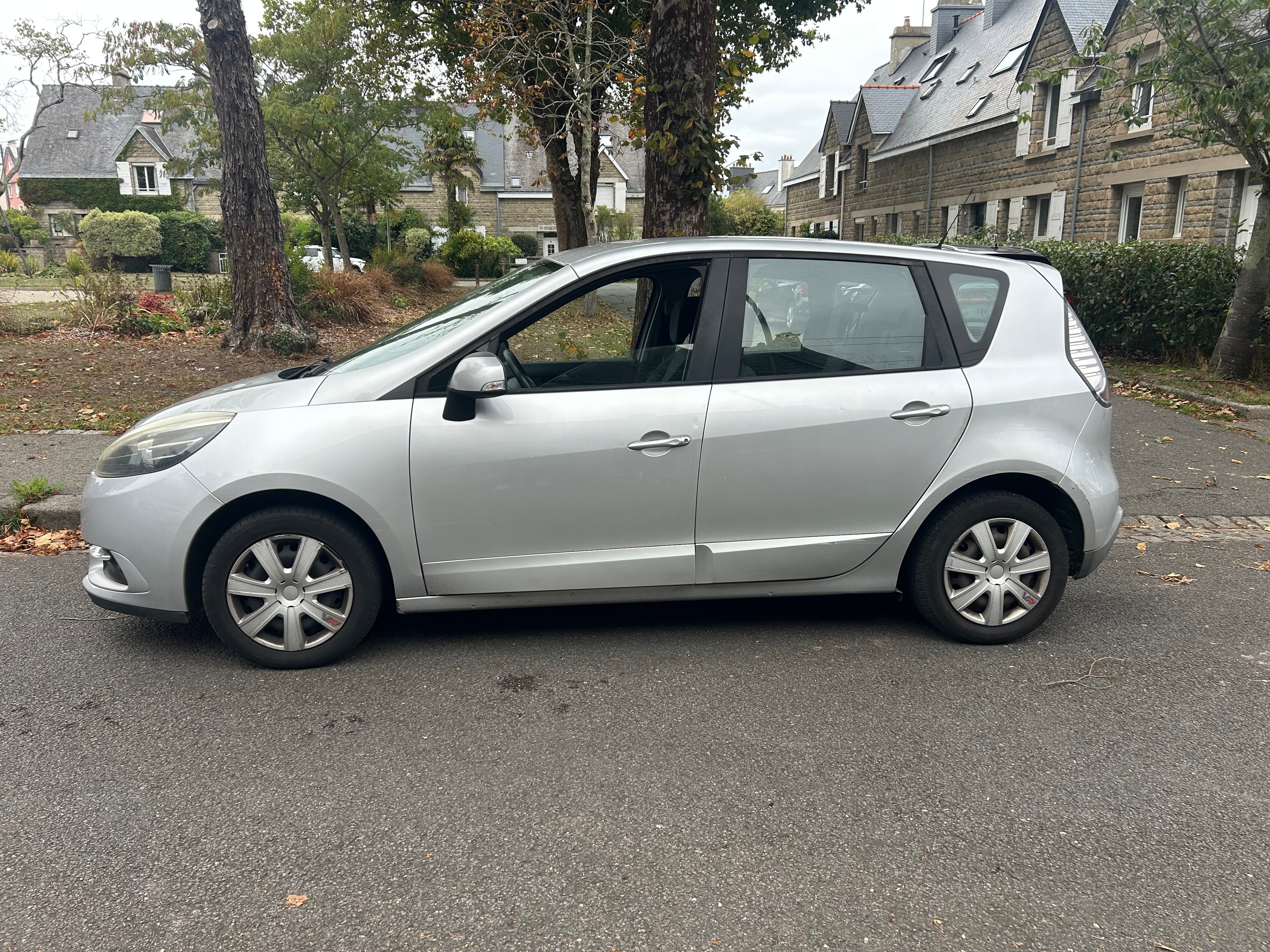 Renault Scenic avec GPS