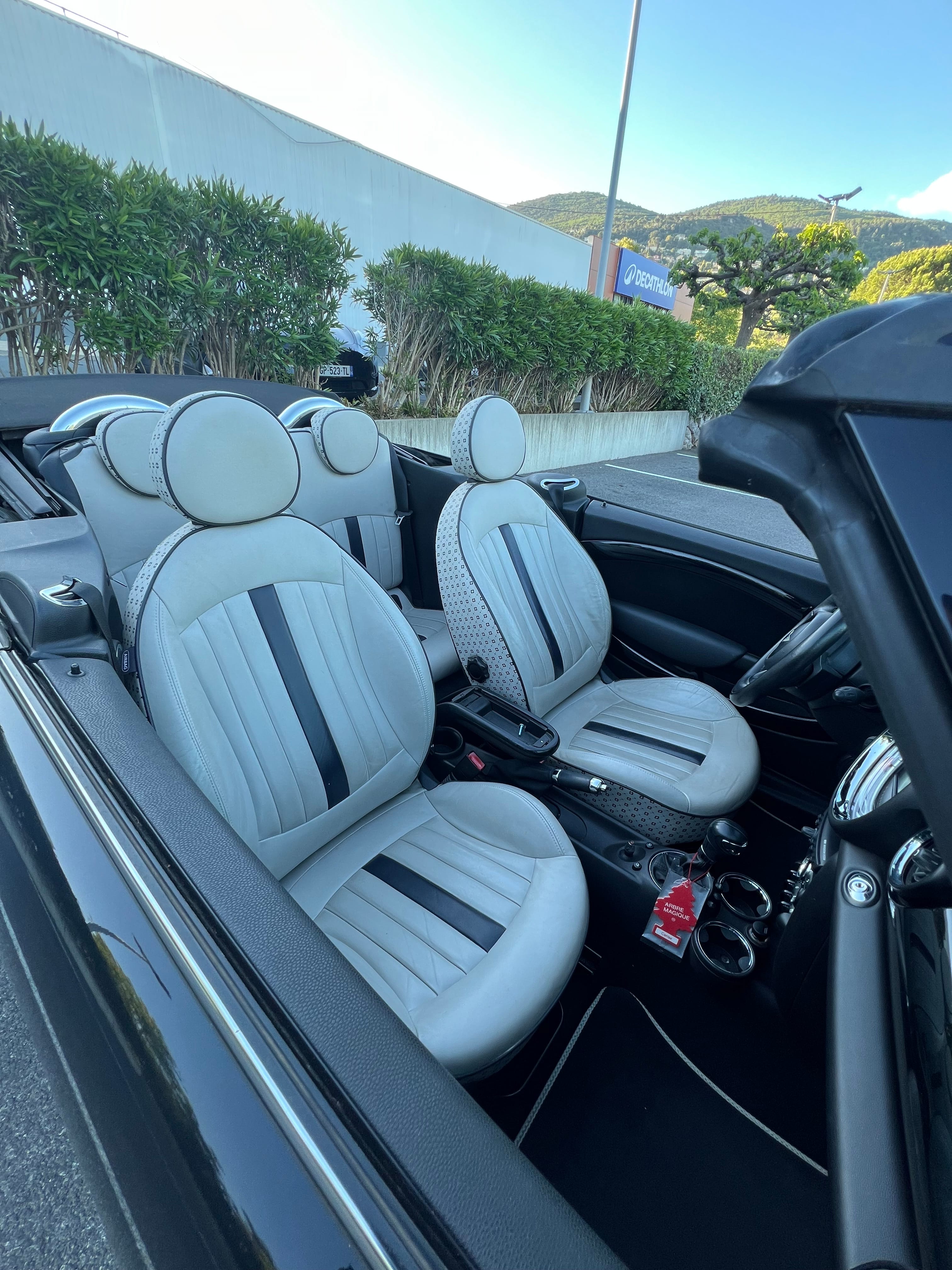 Mini Cabriolet avec Port USB